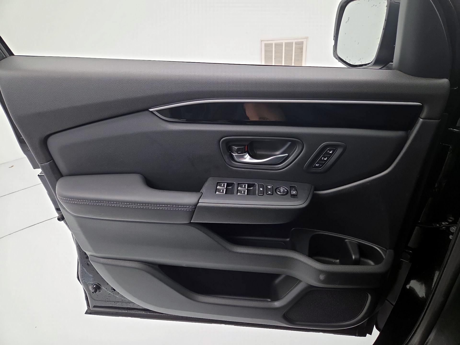 Thumbnail: 2024 Honda Pilot - 12