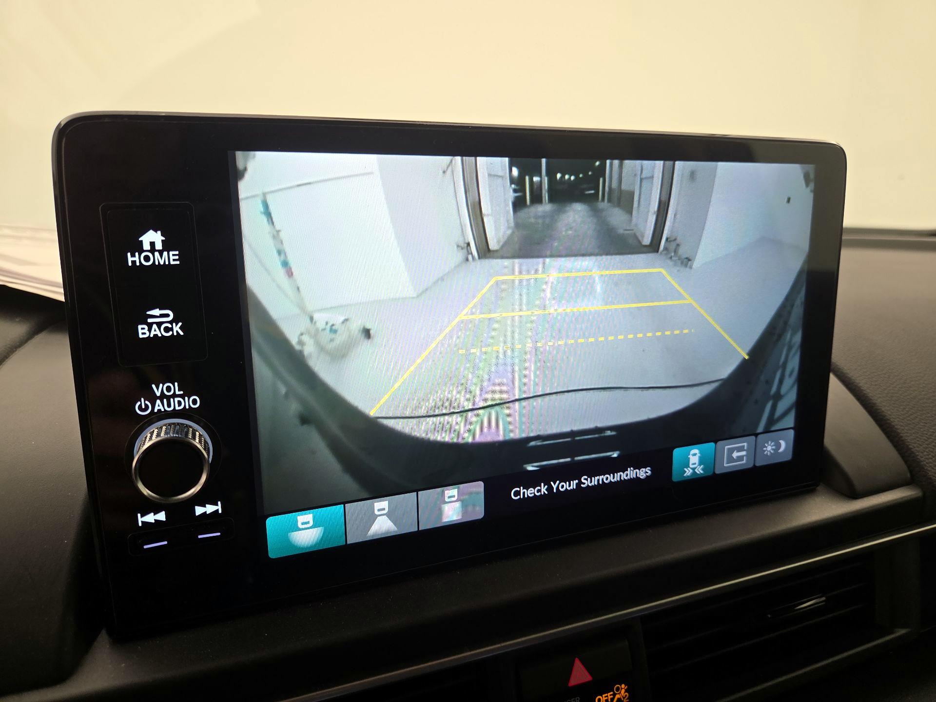 Thumbnail: 2024 Honda Pilot - 15