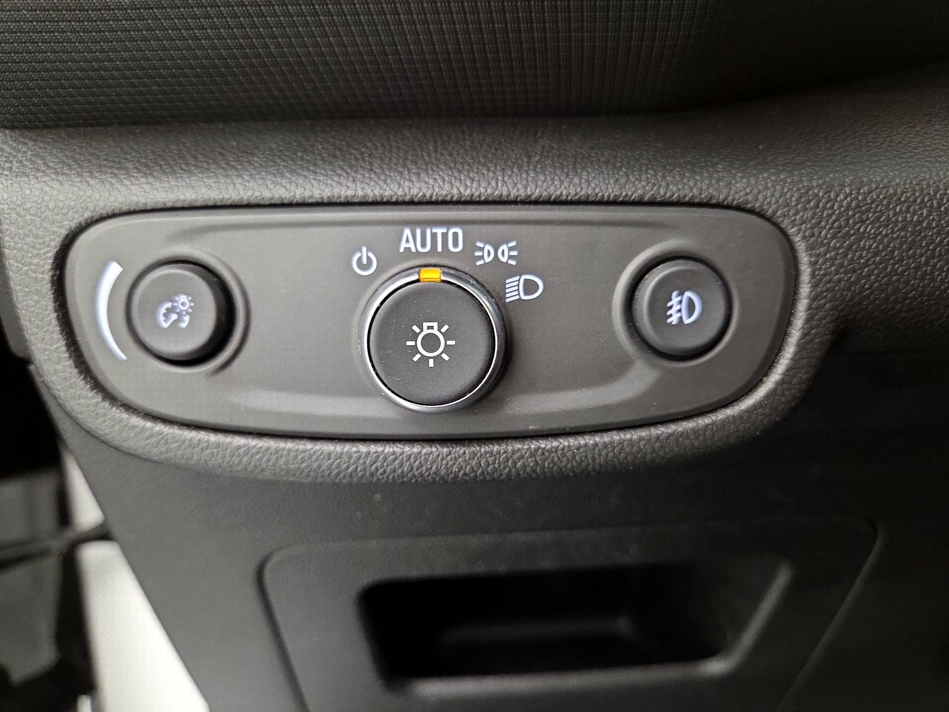 Thumbnail: 2023 Chevrolet TrailBlazer - 13