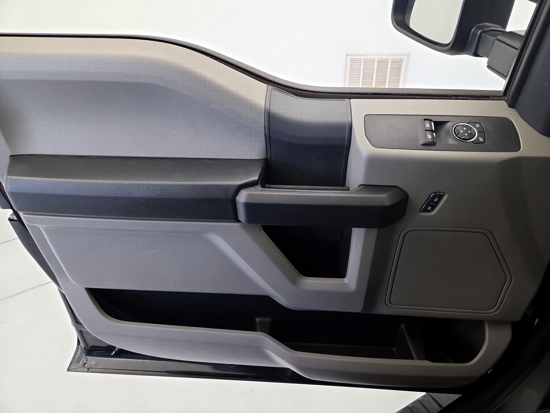 Thumbnail: 2022 Ford F-250 - 12