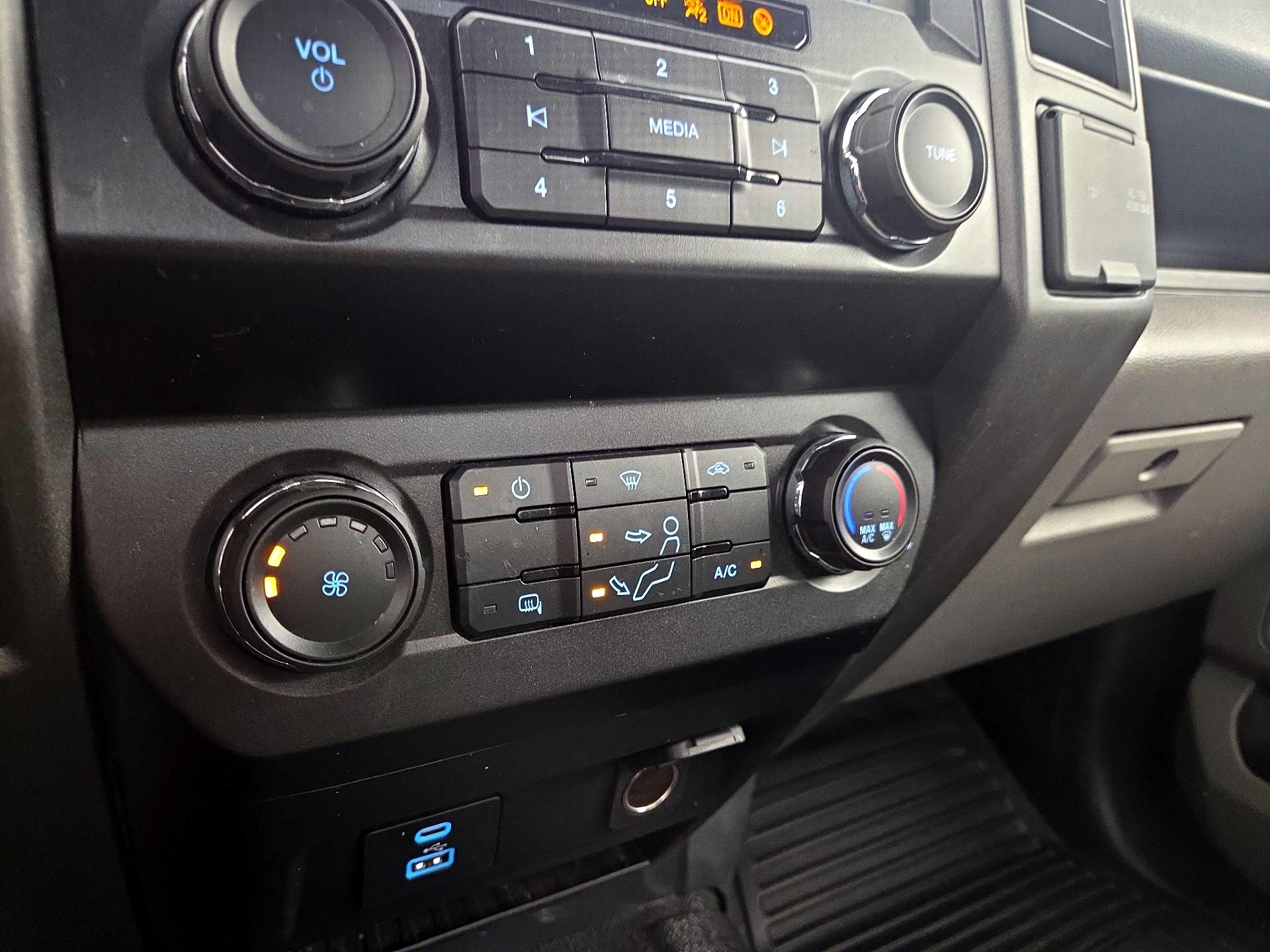 Thumbnail: 2022 Ford F-250 - 16