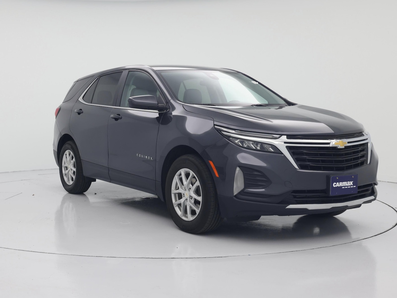 2023 Chevrolet Equinox LT - Photo 2