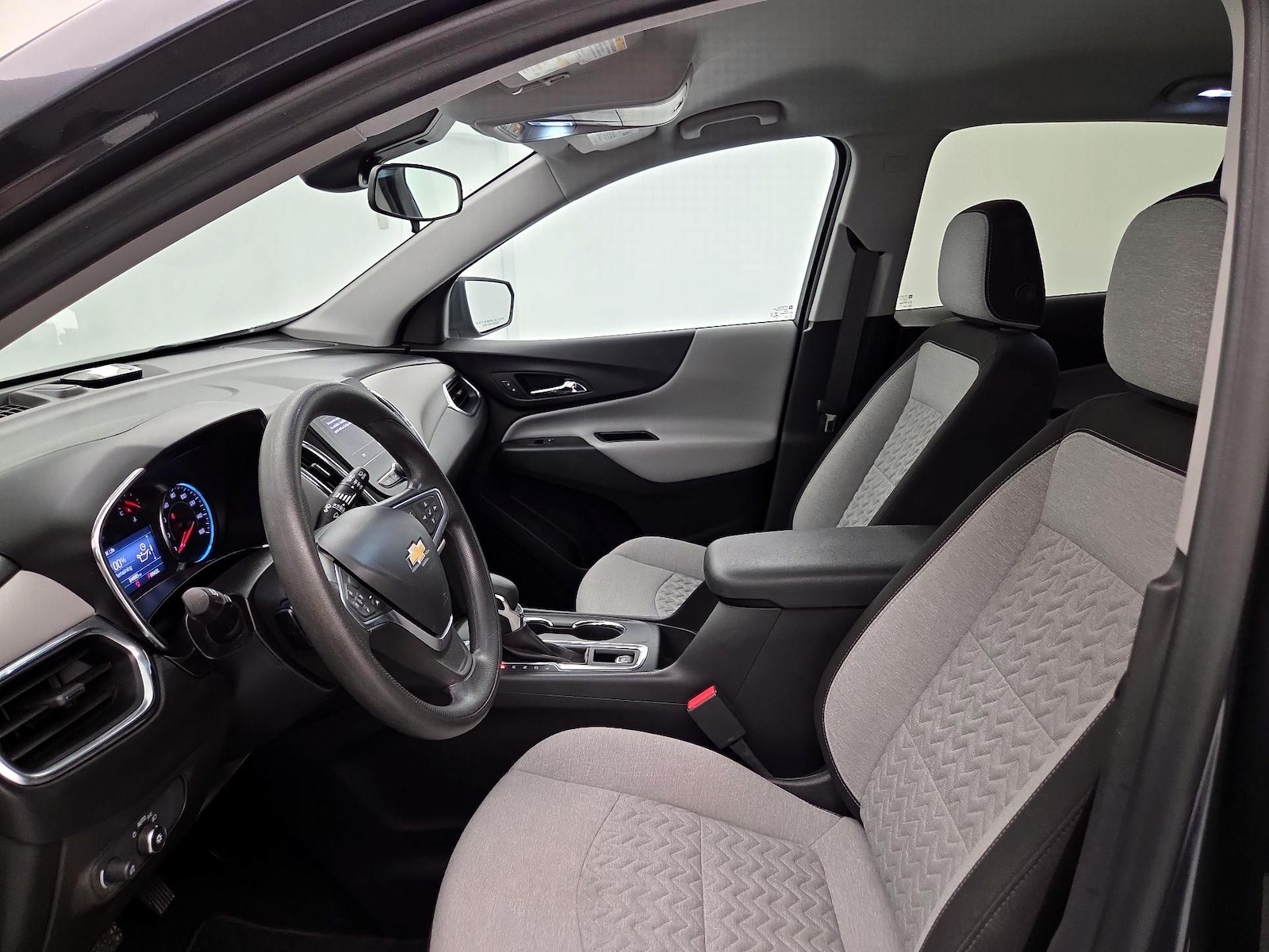2023 Chevrolet Equinox LT - Photo 12