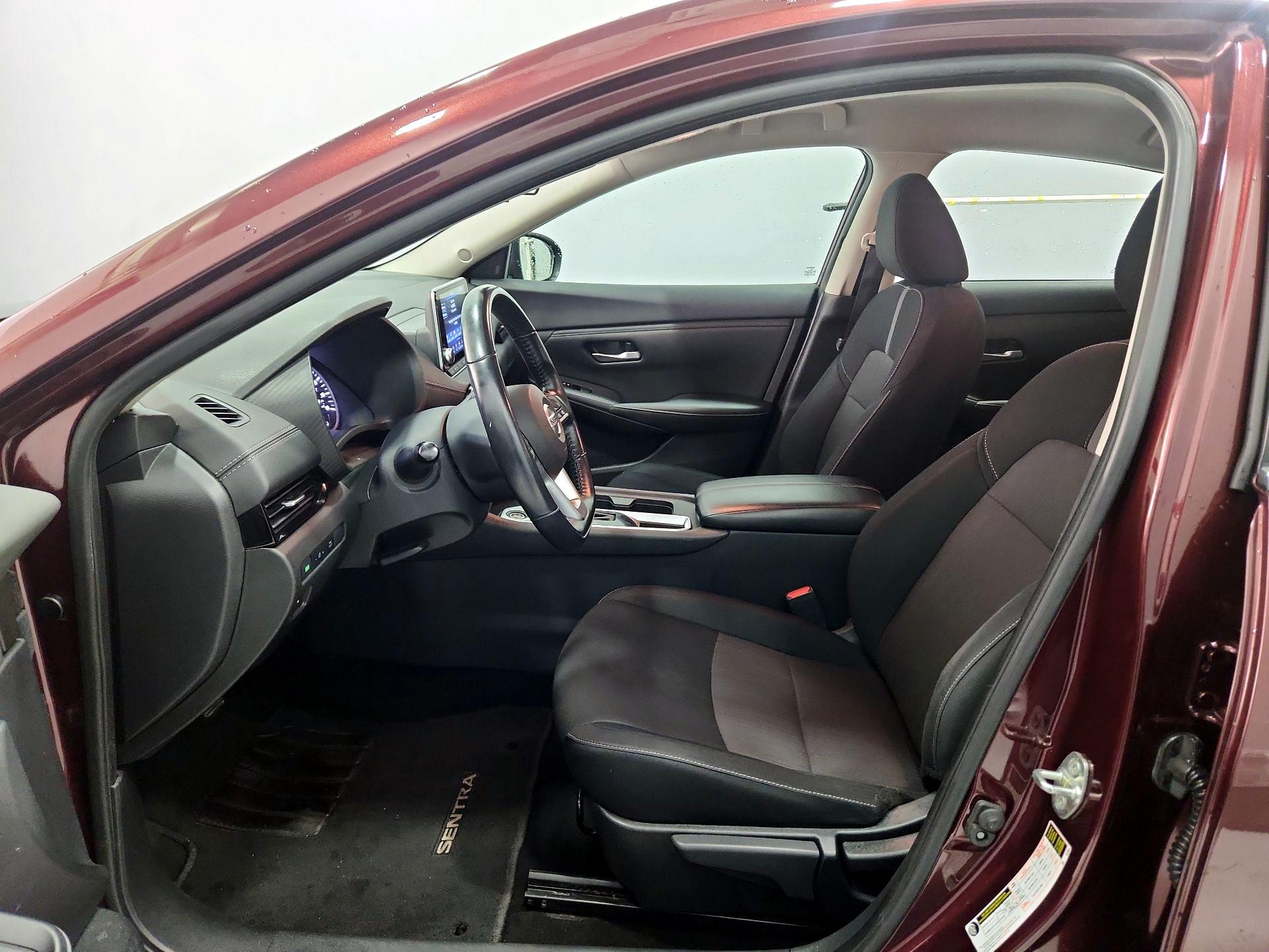 Thumbnail: 2022 Nissan Sentra - 11