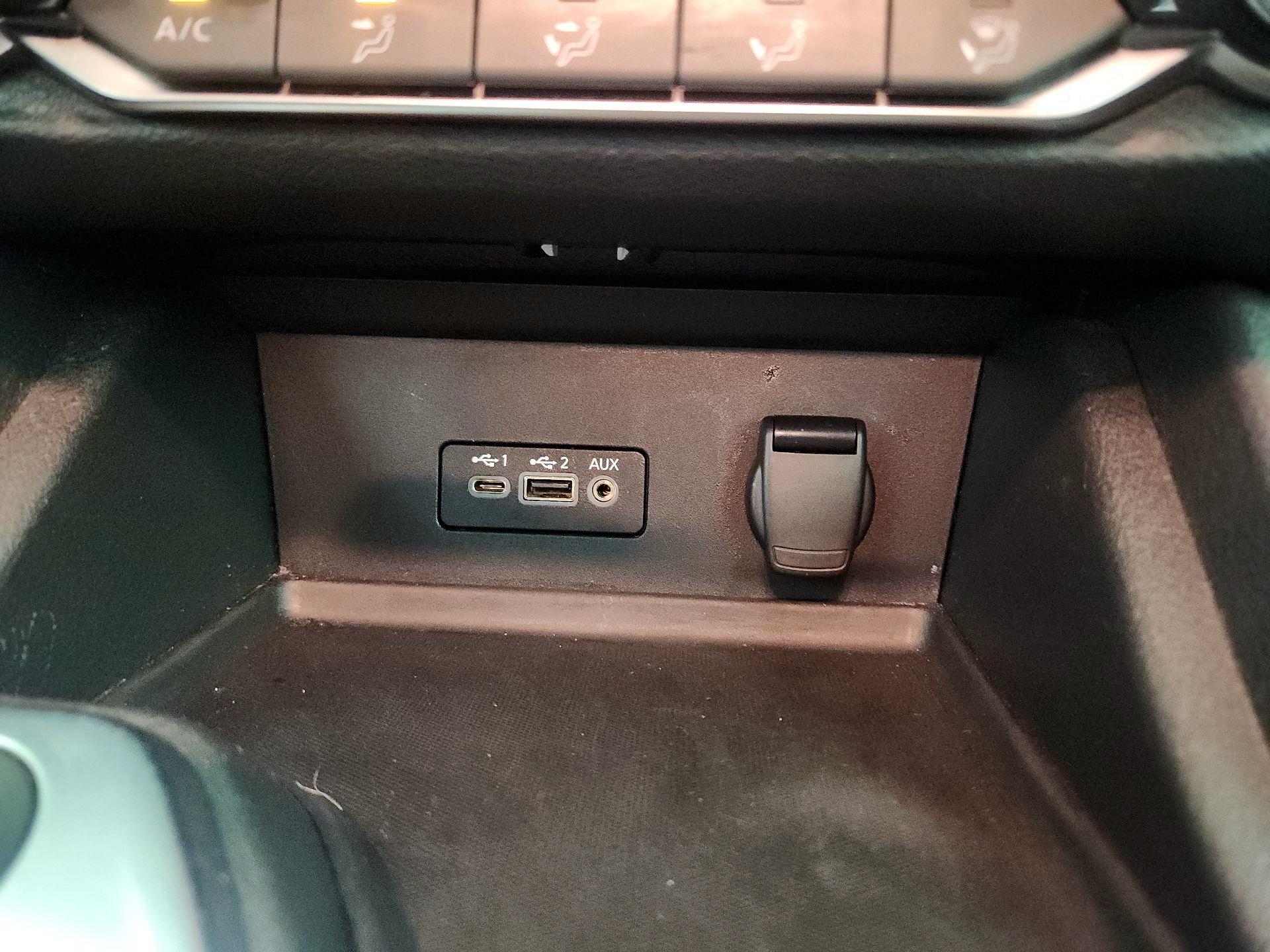 Thumbnail: 2022 Nissan Sentra - 18