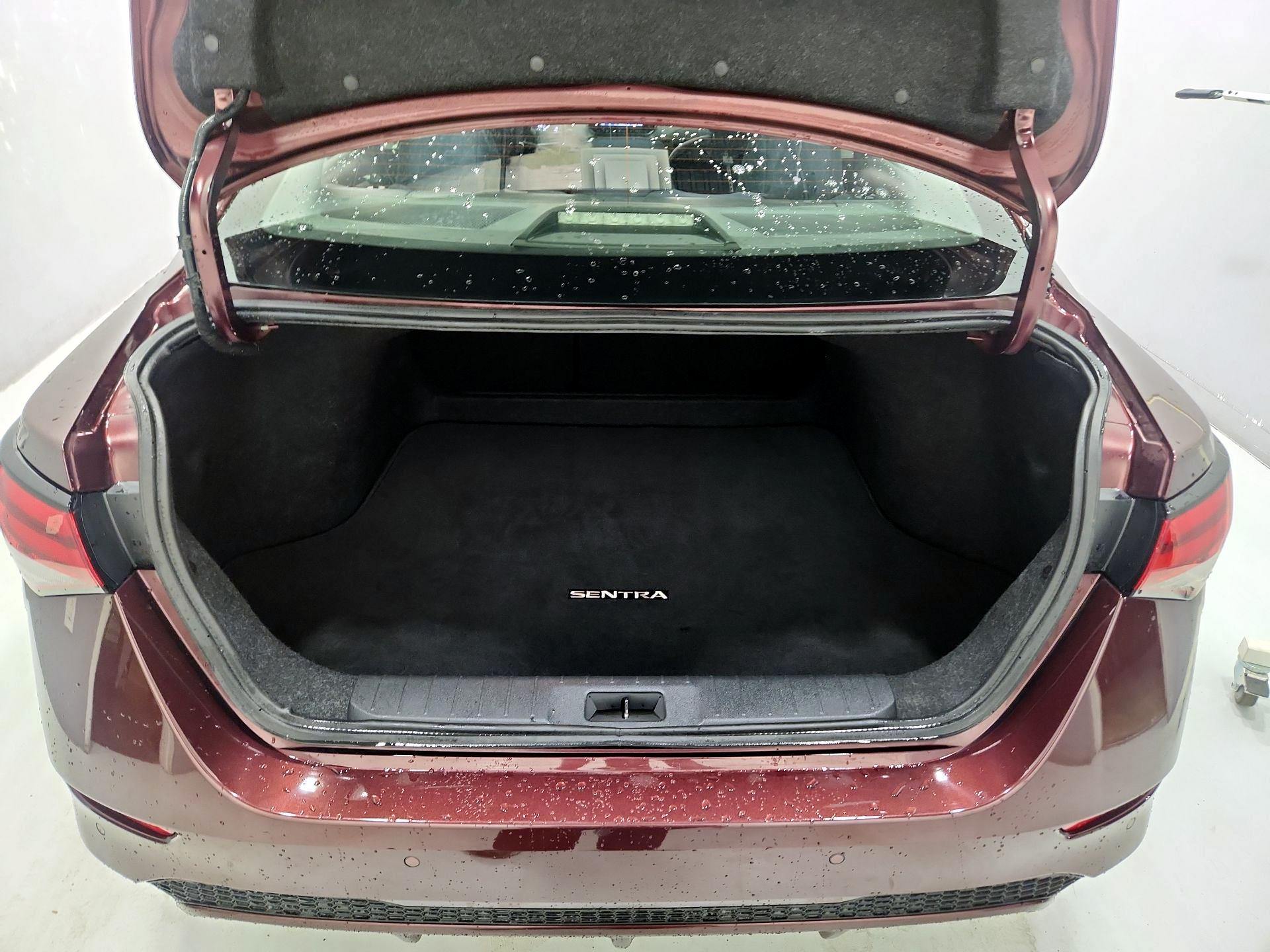 Thumbnail: 2022 Nissan Sentra - 20