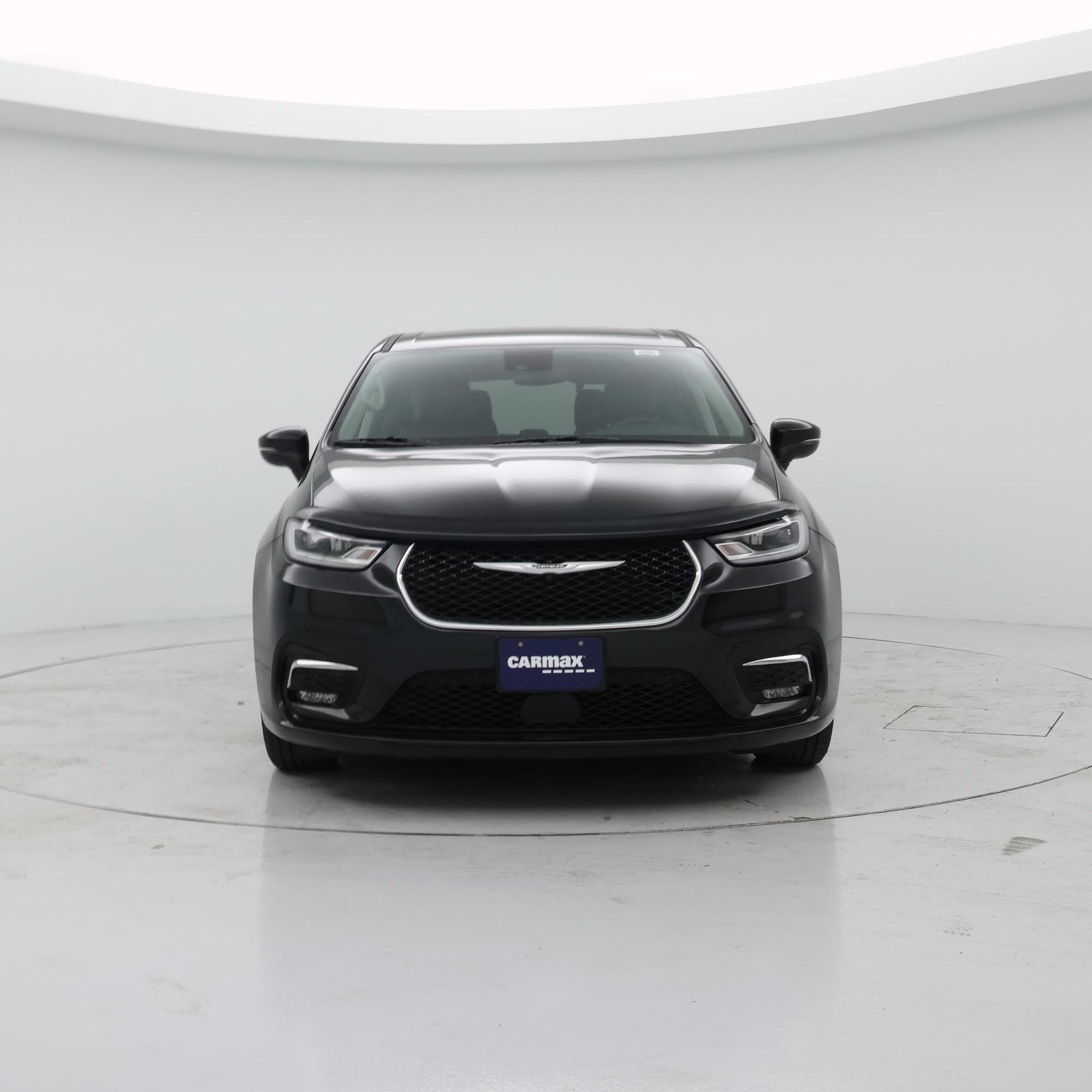 Thumbnail: 2023 Chrysler Pacifica - 5