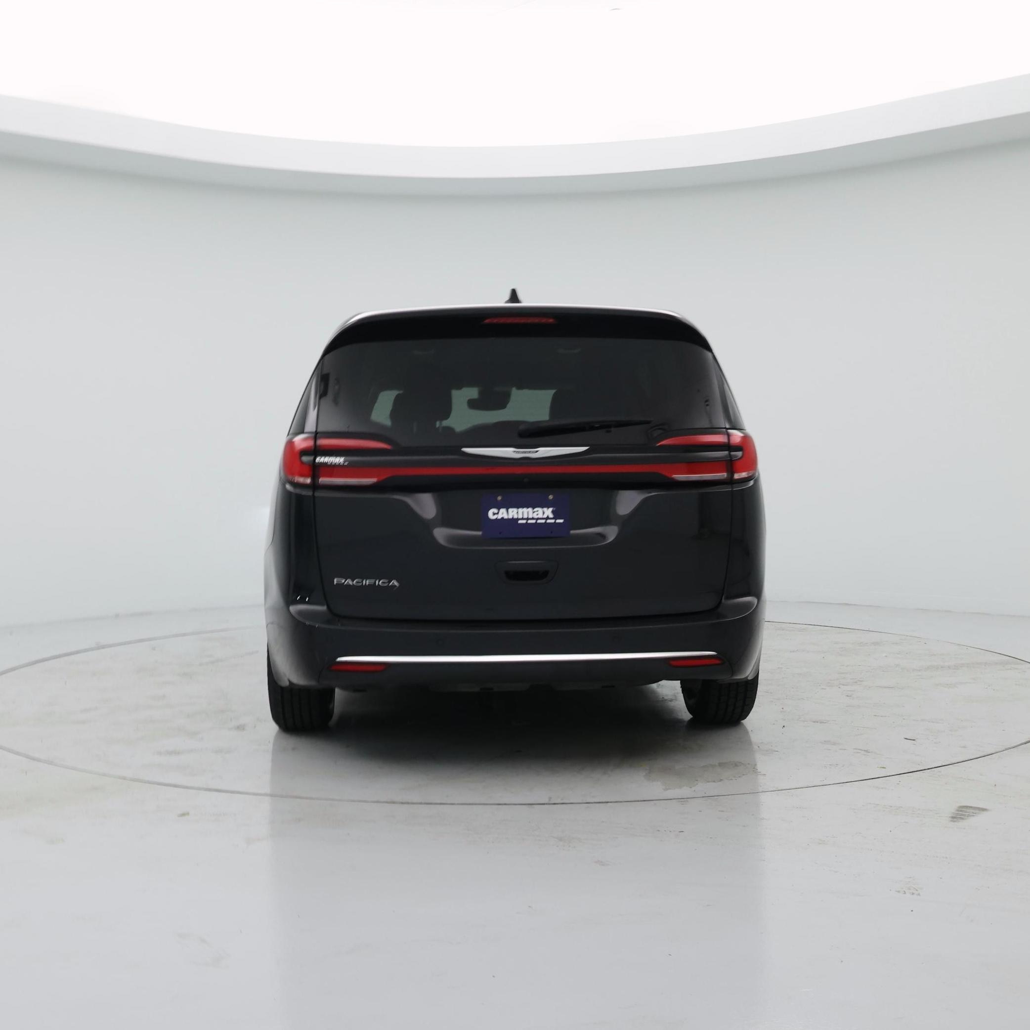 Thumbnail: 2023 Chrysler Pacifica - 6