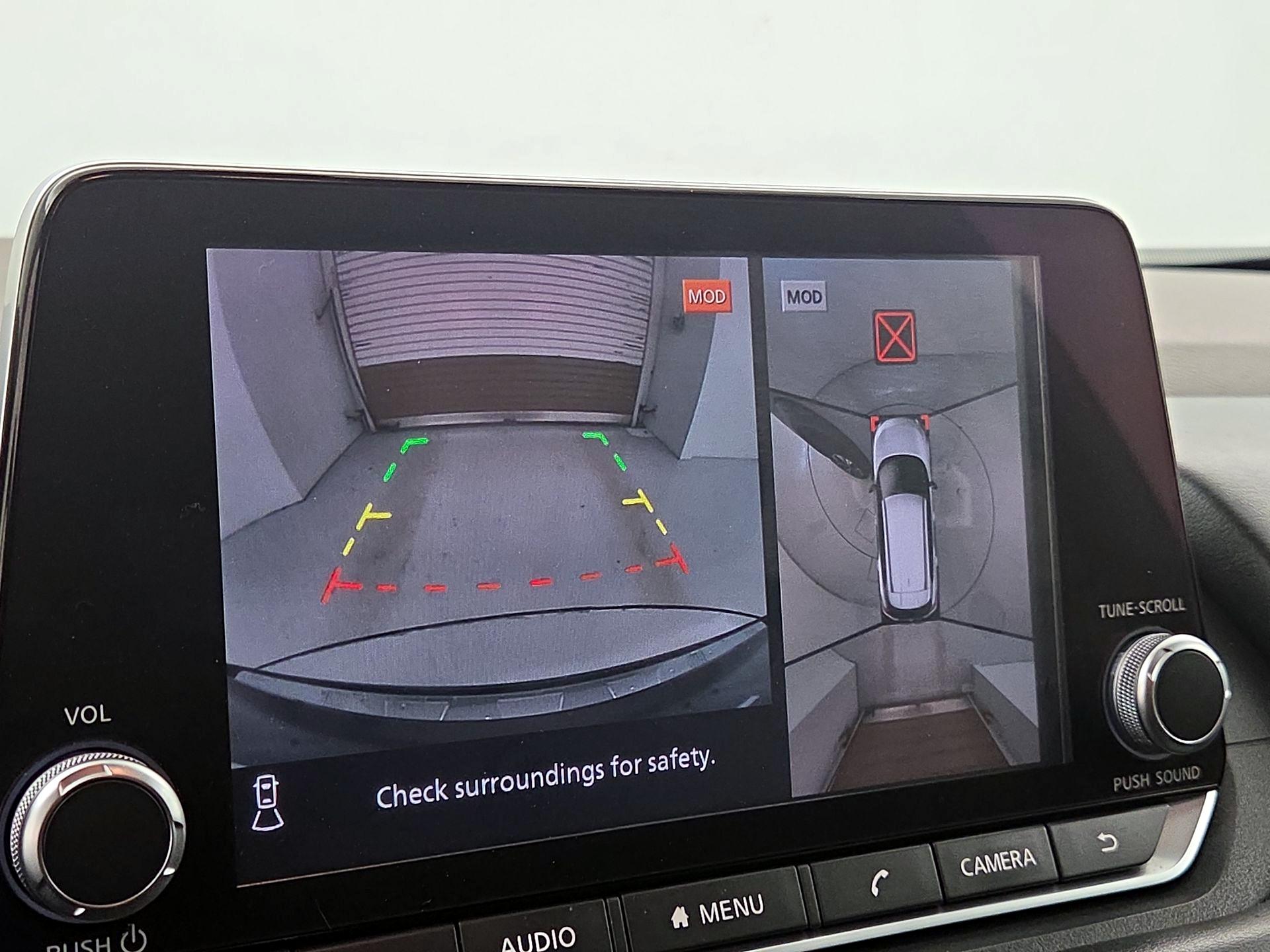 Thumbnail: 2021 Nissan Rogue - 14