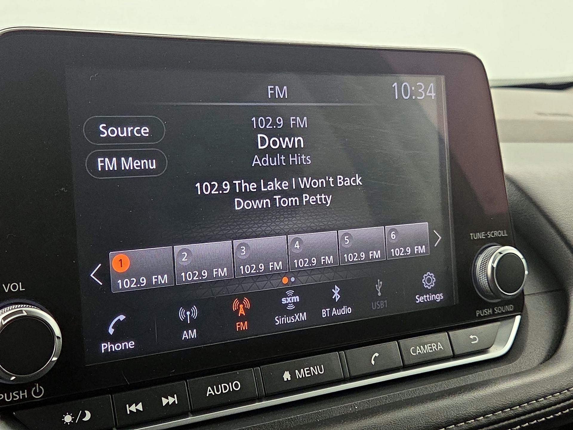 Thumbnail: 2021 Nissan Rogue - 15