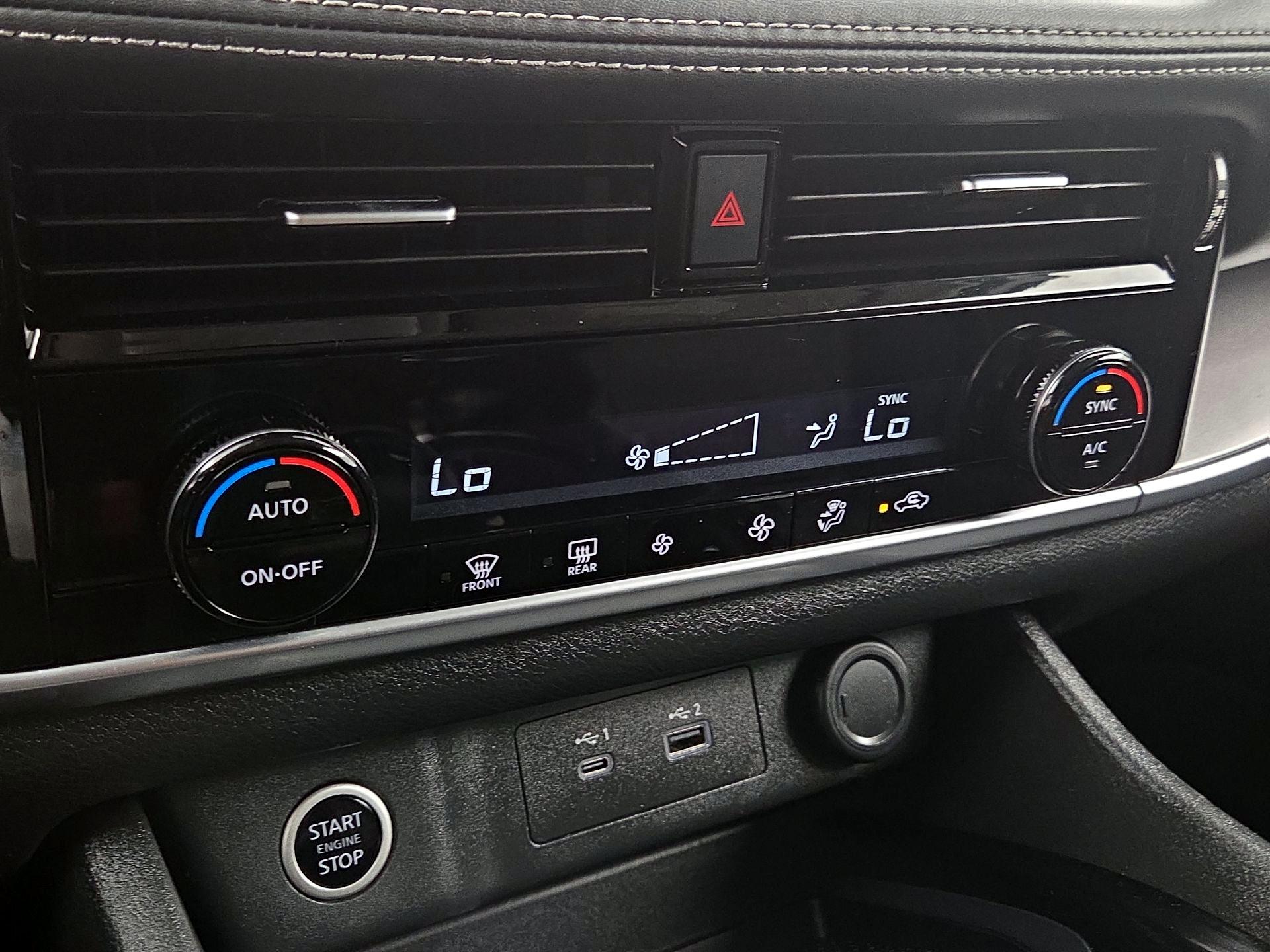 Thumbnail: 2021 Nissan Rogue - 16