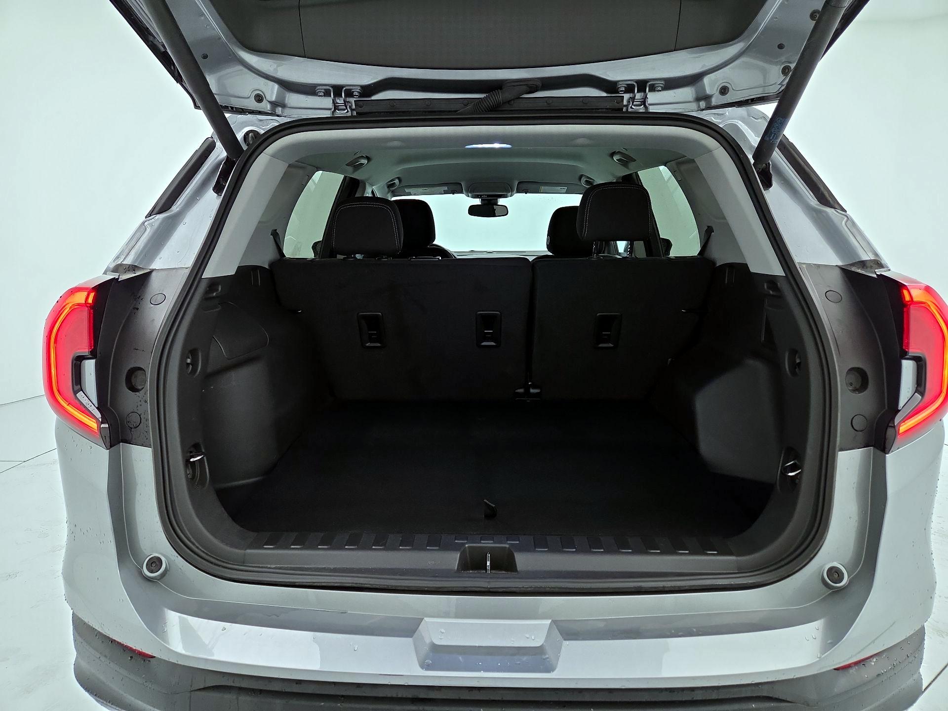 Thumbnail: 2023 GMC Terrain - 20