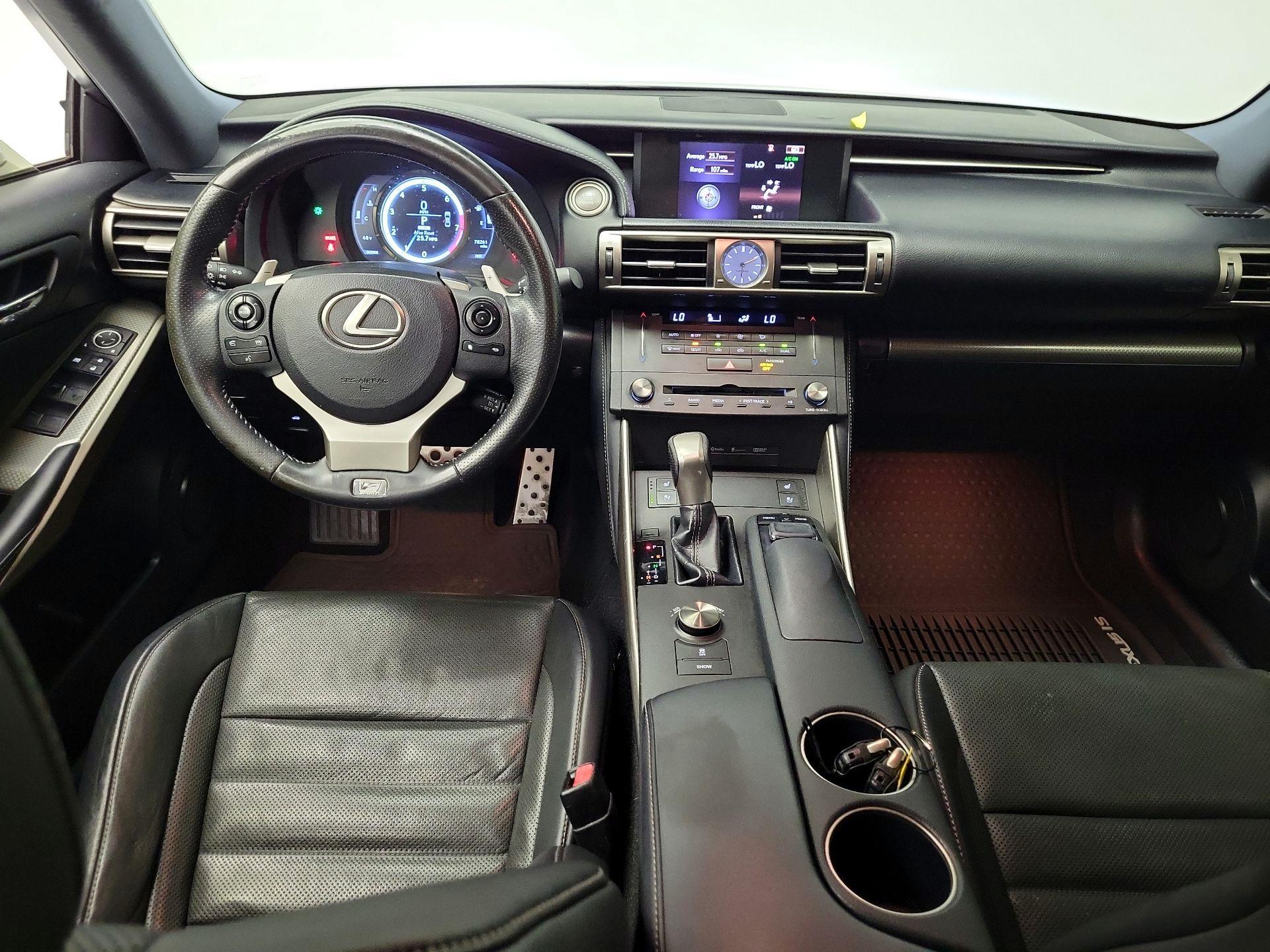 Thumbnail: 2015 Lexus IS - 9