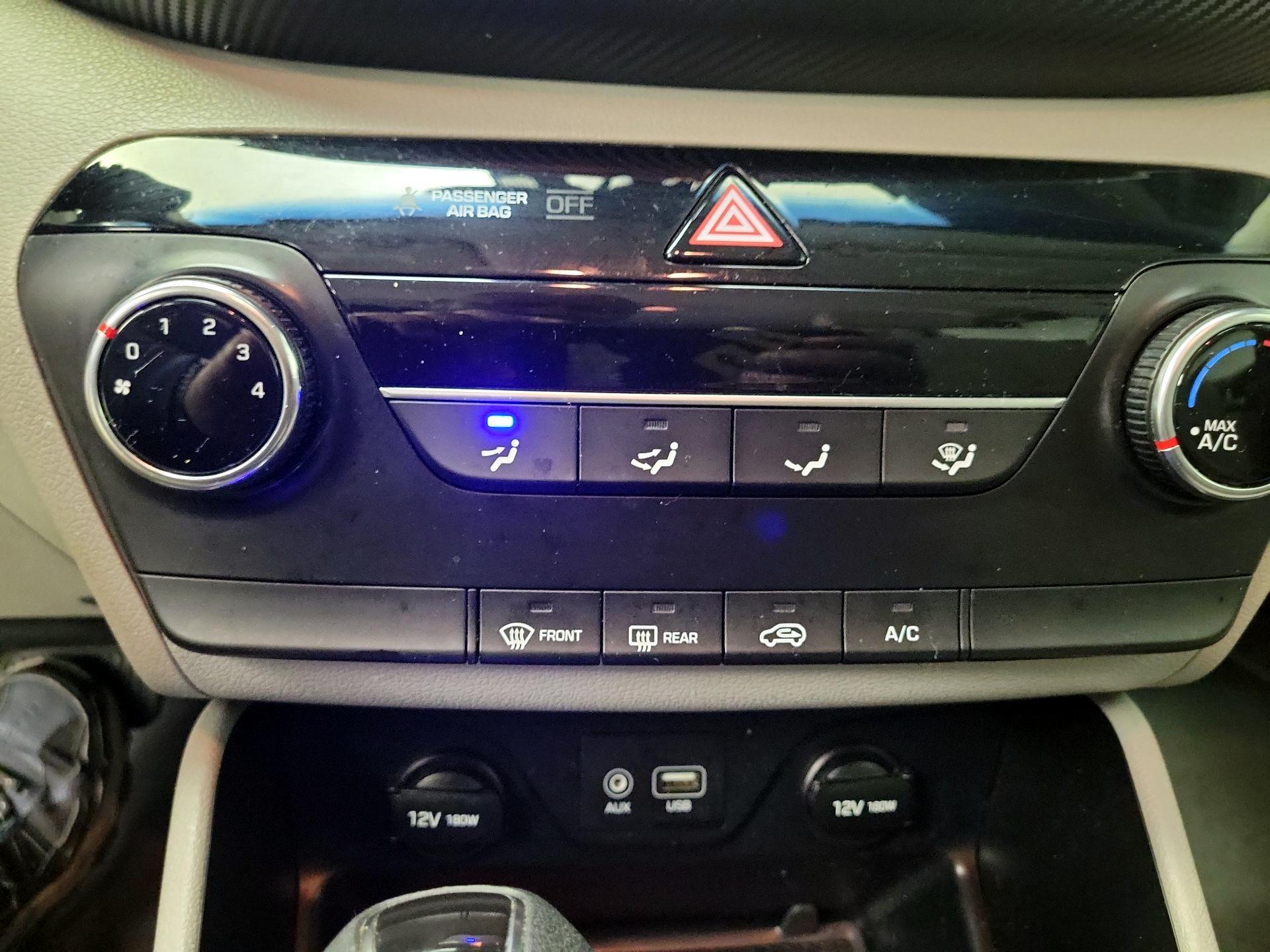 Thumbnail: 2019 Hyundai Tucson - 16