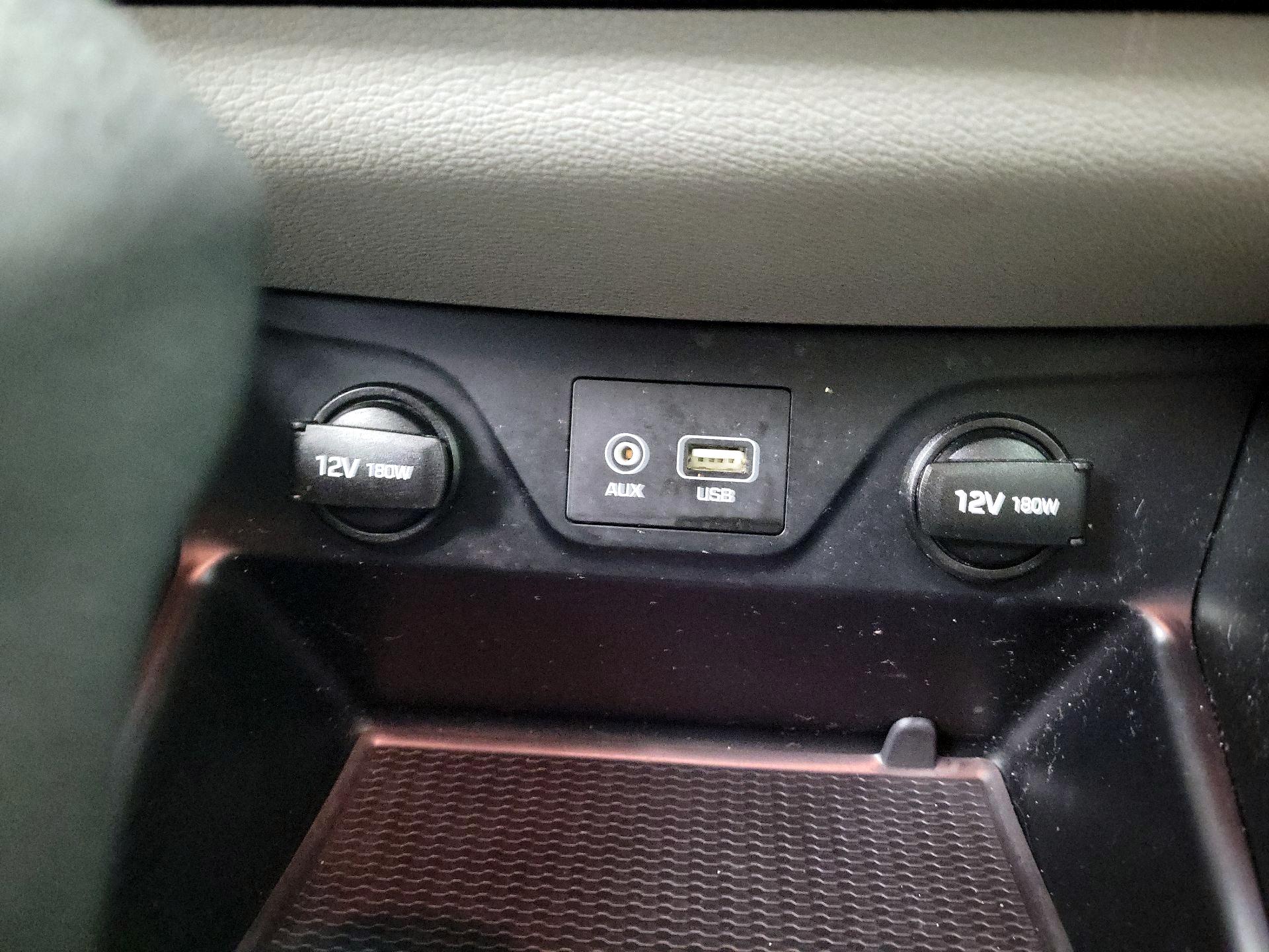 Thumbnail: 2019 Hyundai Tucson - 18