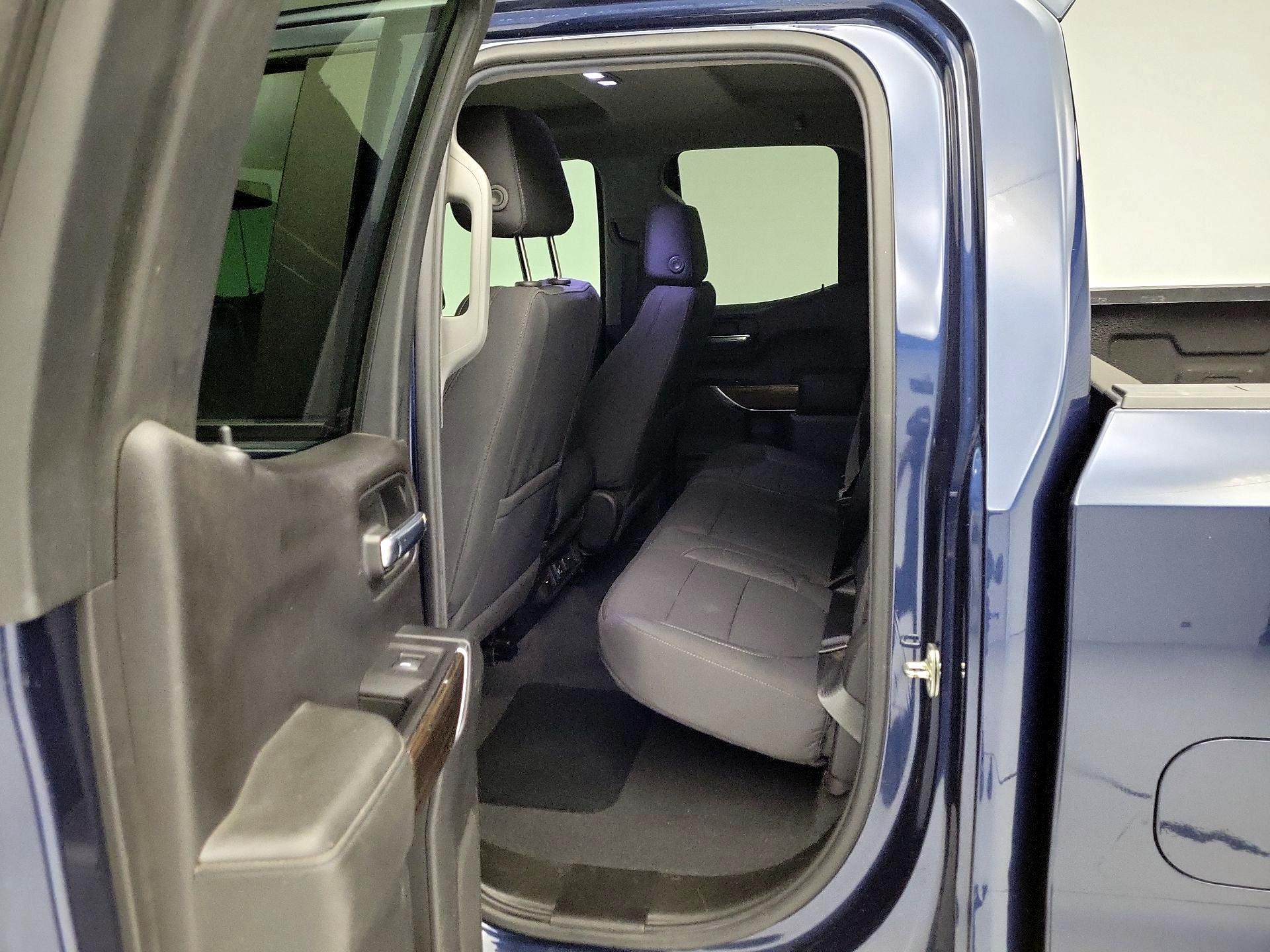 Thumbnail: 2020 Chevrolet Silverado 1500 - 19