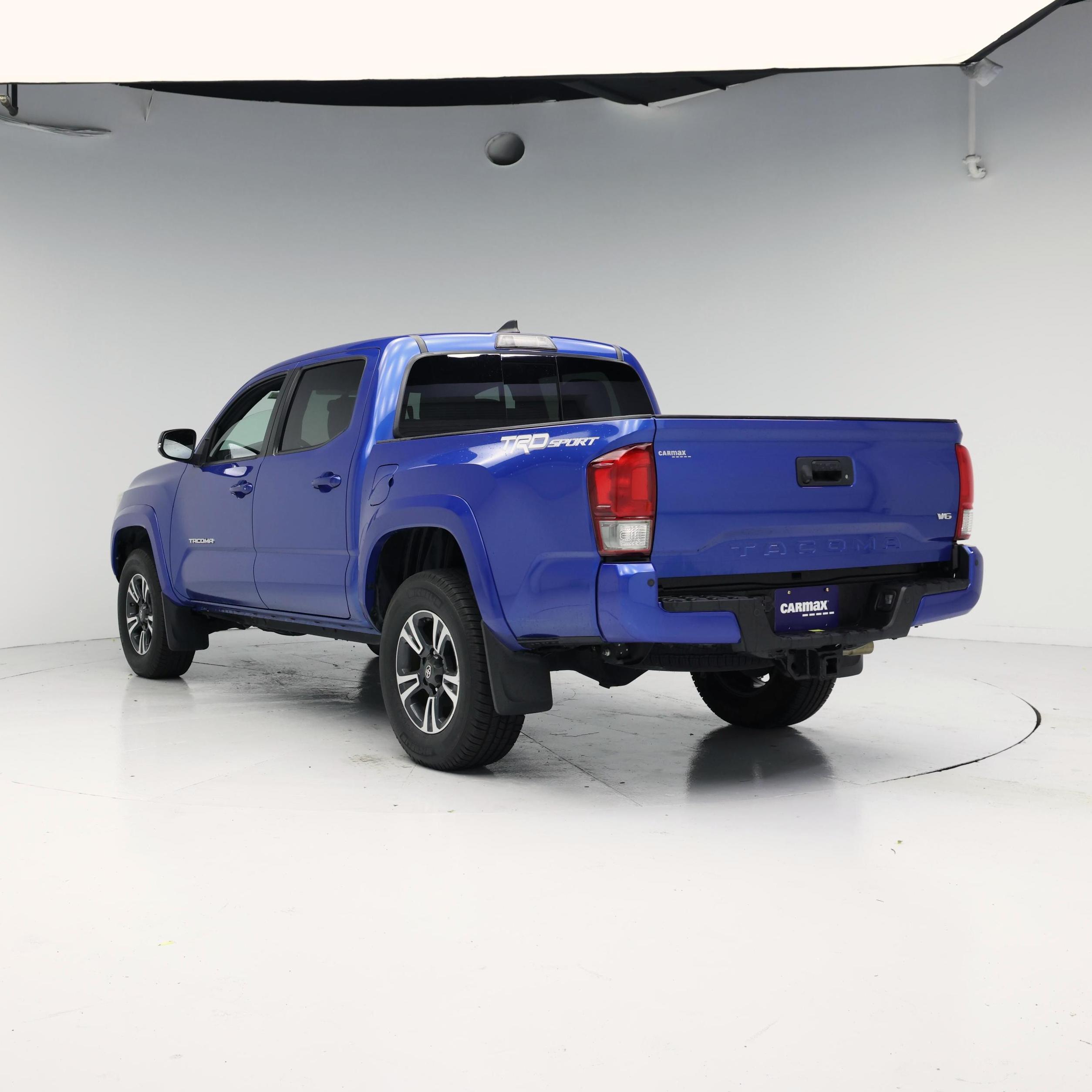 Thumbnail: 2017 Toyota Tacoma - 2