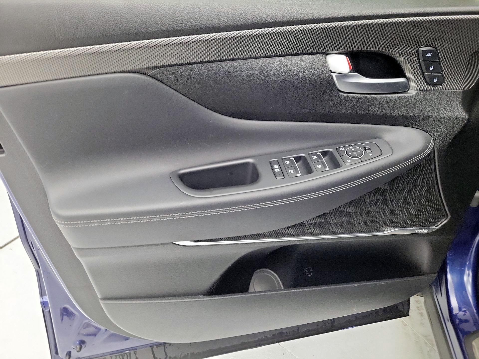 Thumbnail: 2019 Hyundai Santa Fe - 12