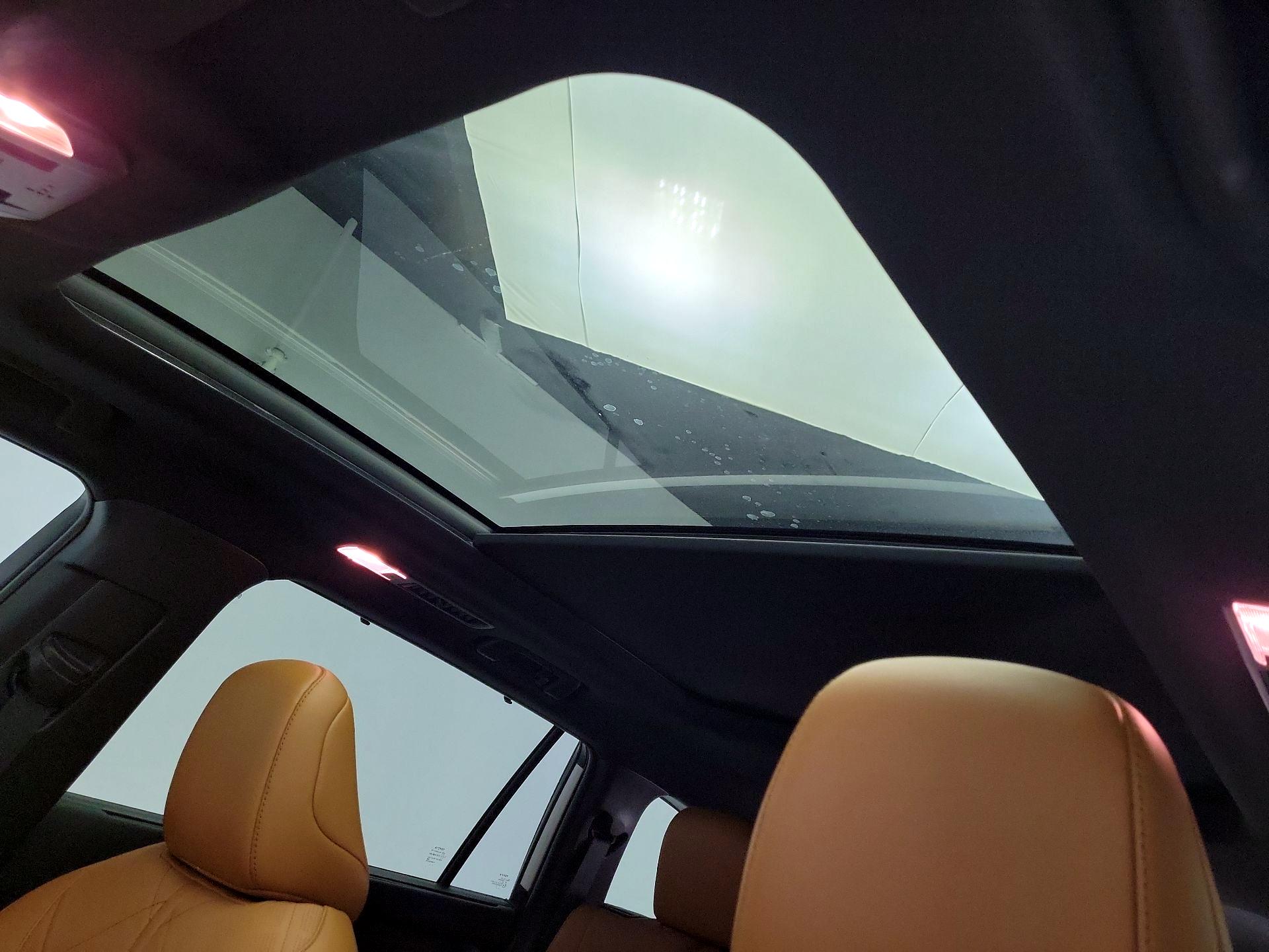 Thumbnail: 2023 Toyota Highlander - 19