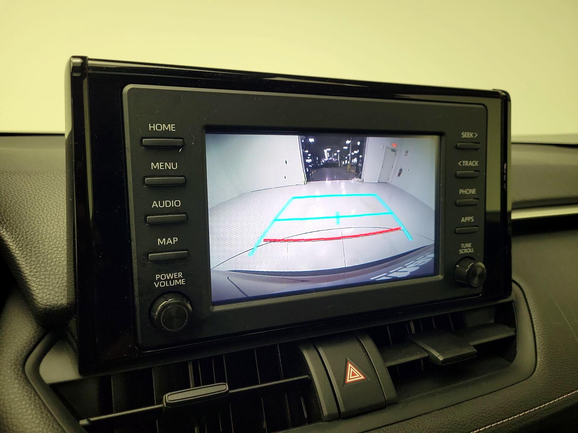 Thumbnail: 2019 Toyota RAV4 - 14