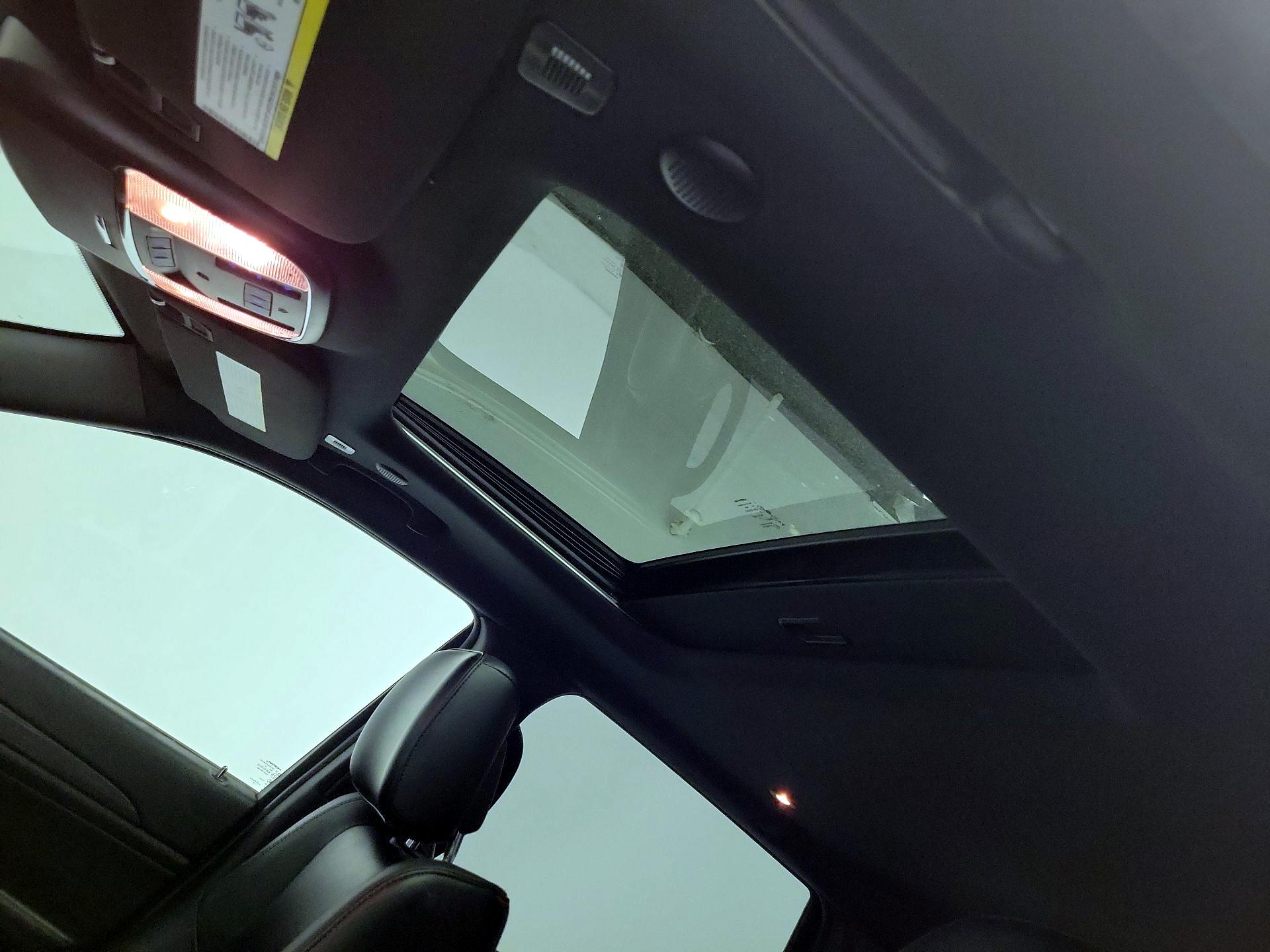 Thumbnail: 2019 Jeep Grand Cherokee - 20