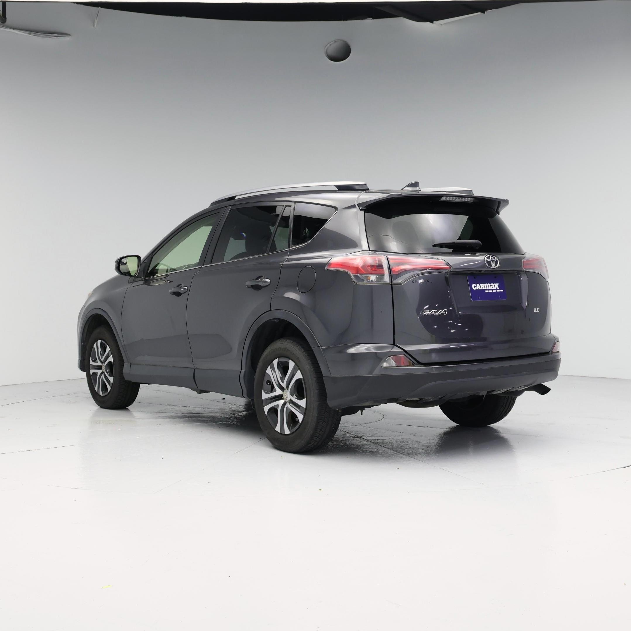 Thumbnail: 2017 Toyota RAV4 - 2