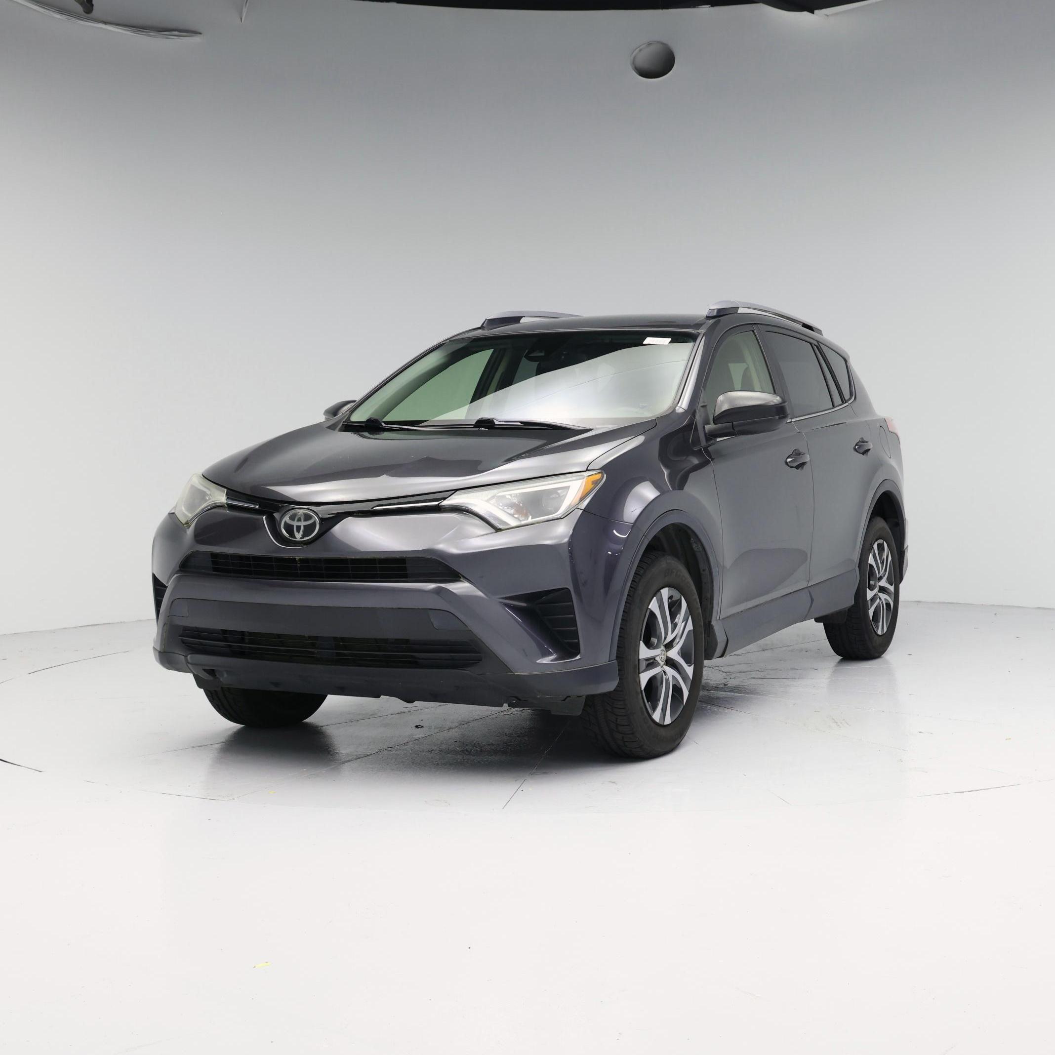 Thumbnail: 2017 Toyota RAV4 - 4