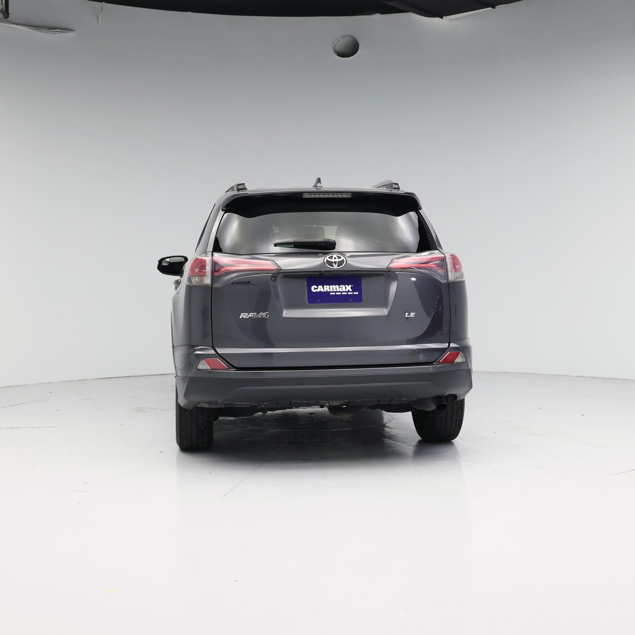 Thumbnail: 2017 Toyota RAV4 - 6