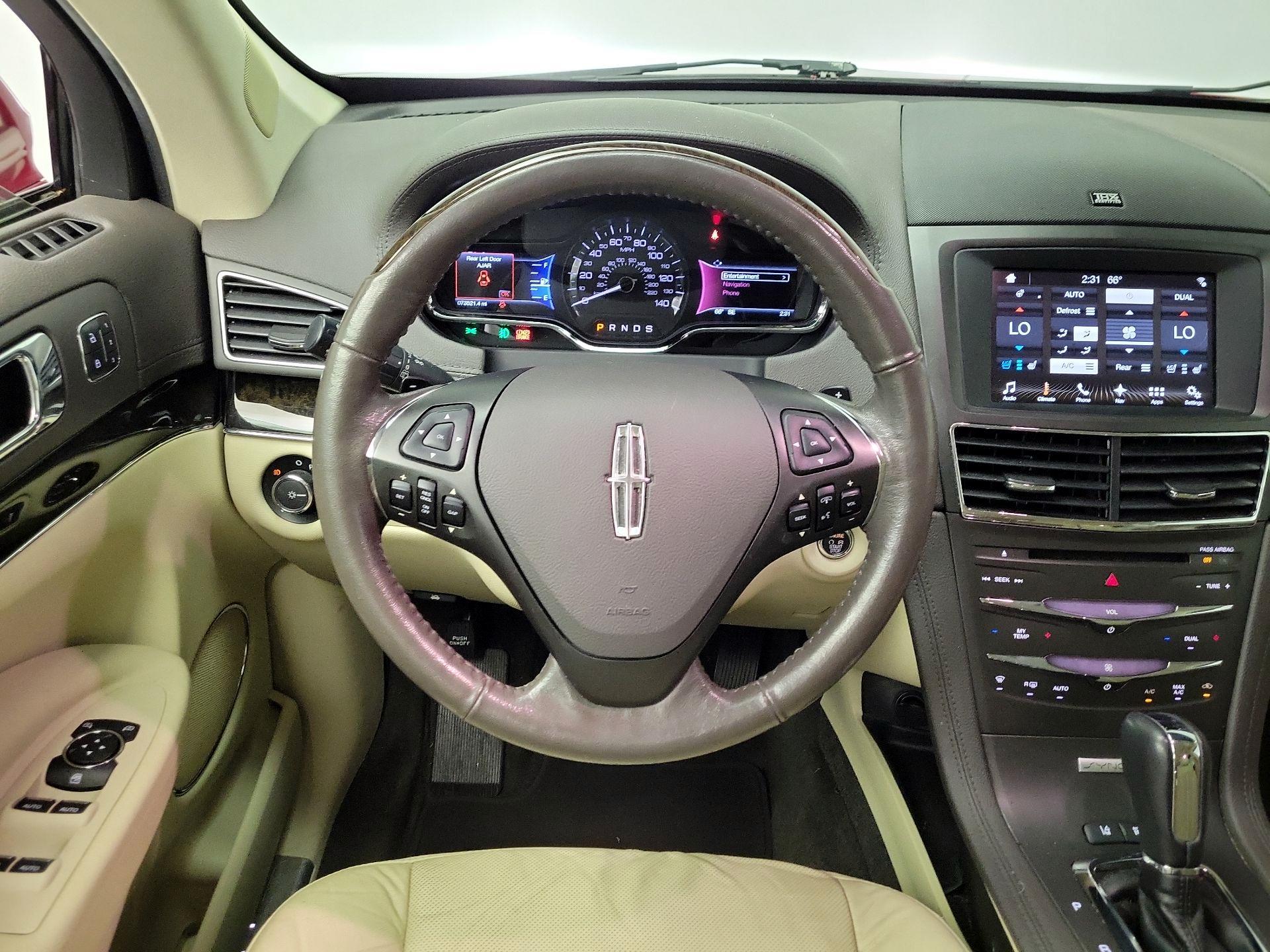 Thumbnail: 2018 Lincoln MKT - 10