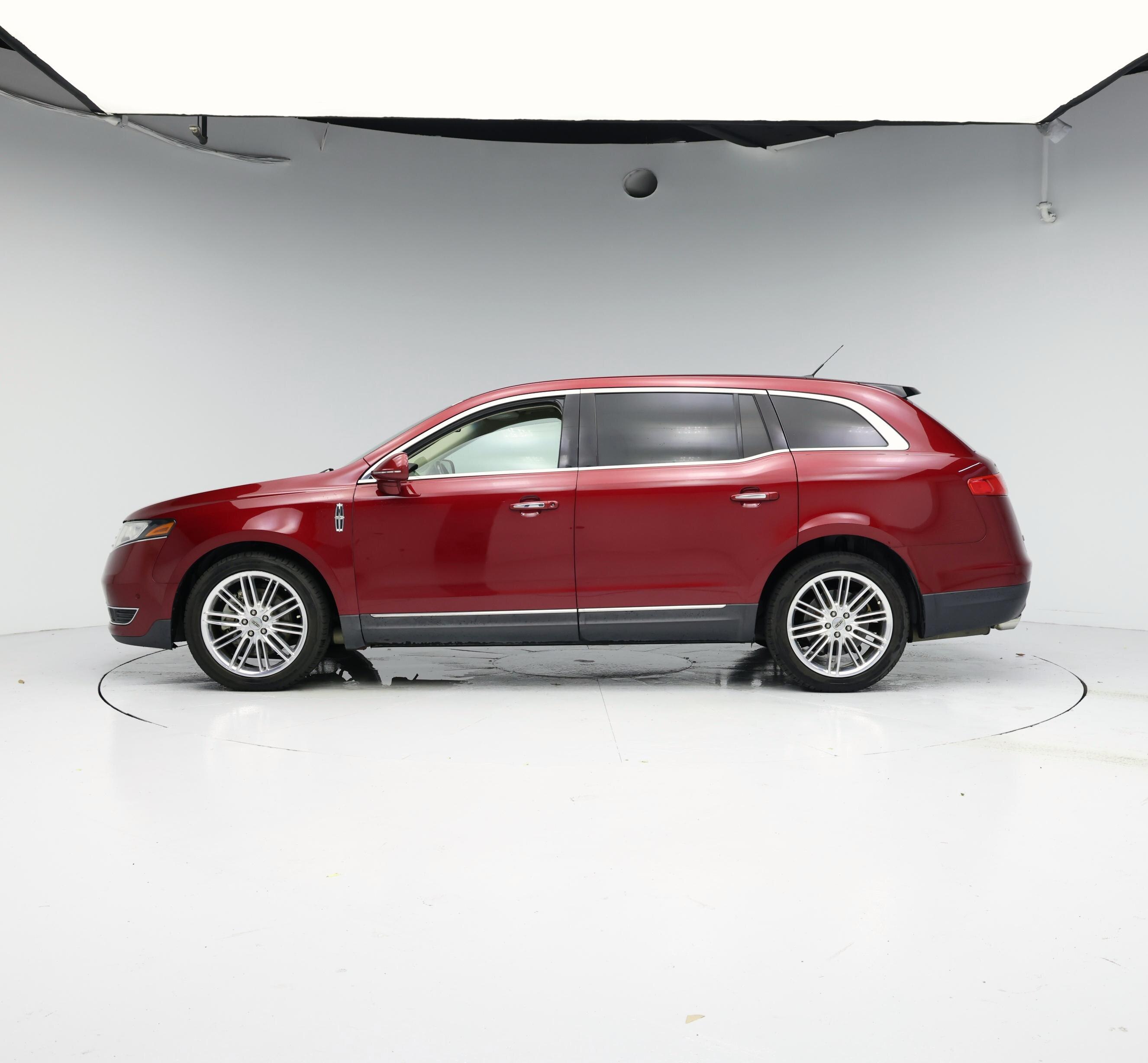 Thumbnail: 2018 Lincoln MKT - 3