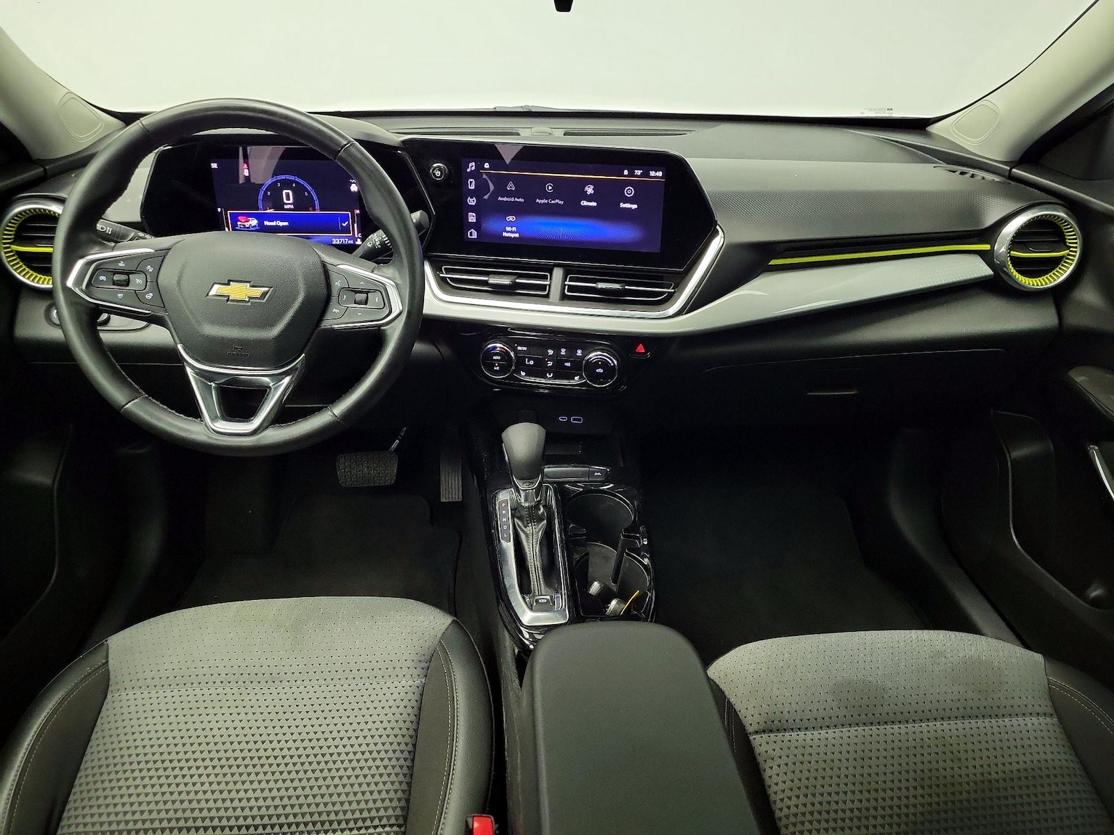2024 Chevrolet Trax LT - Photo 10