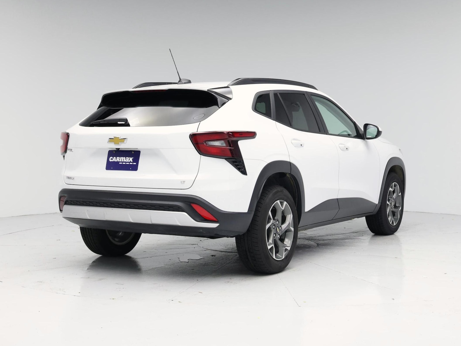 2024 Chevrolet Trax LT - Photo 9