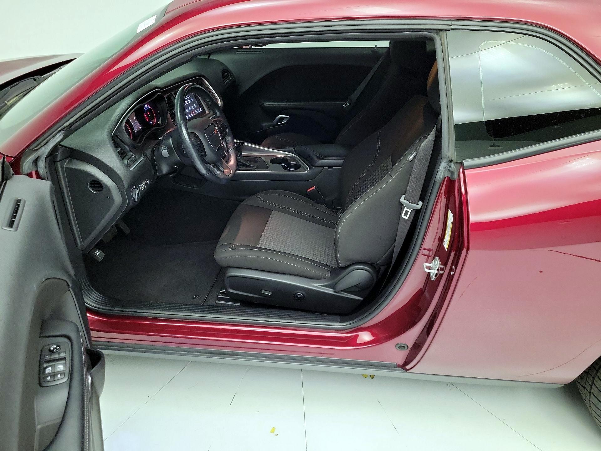 Thumbnail: 2021 Dodge Challenger - 11