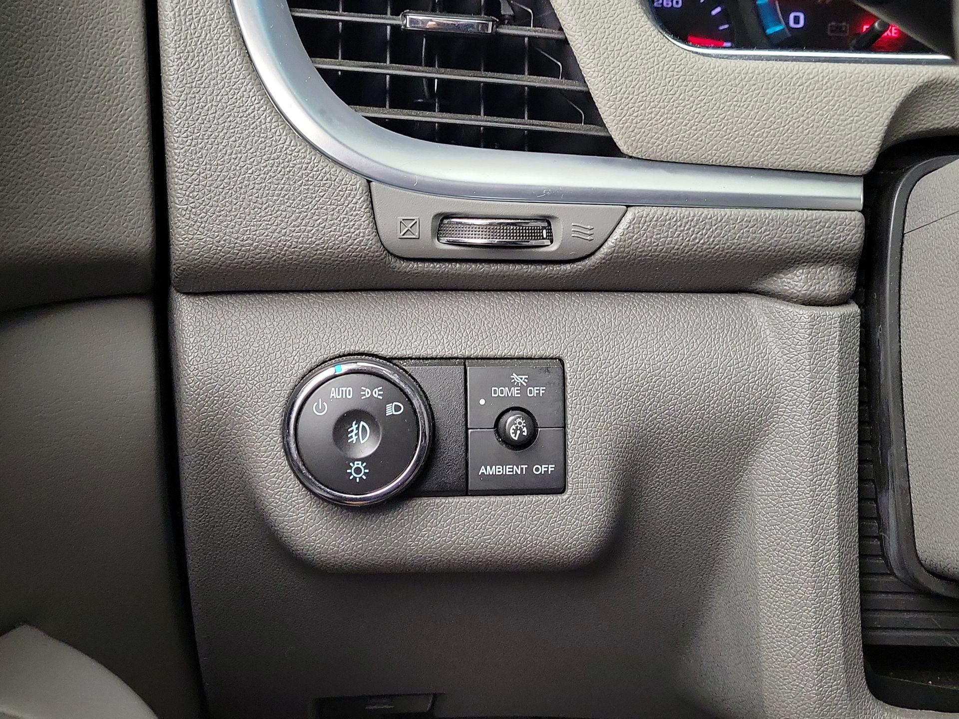Thumbnail: 2015 Chevrolet Traverse - 13