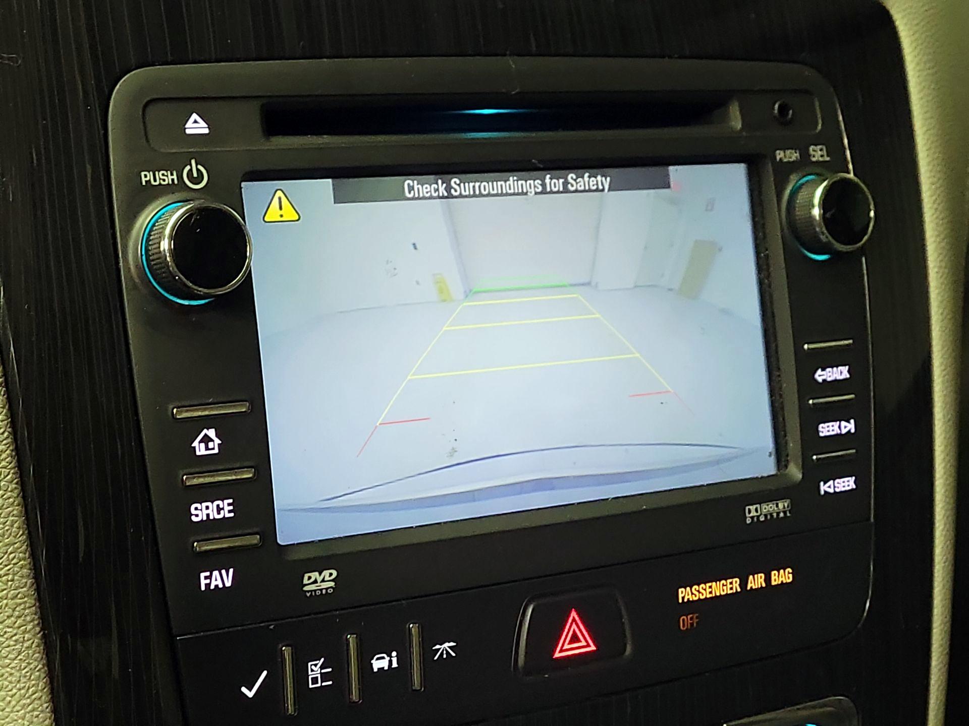 Thumbnail: 2015 Chevrolet Traverse - 14