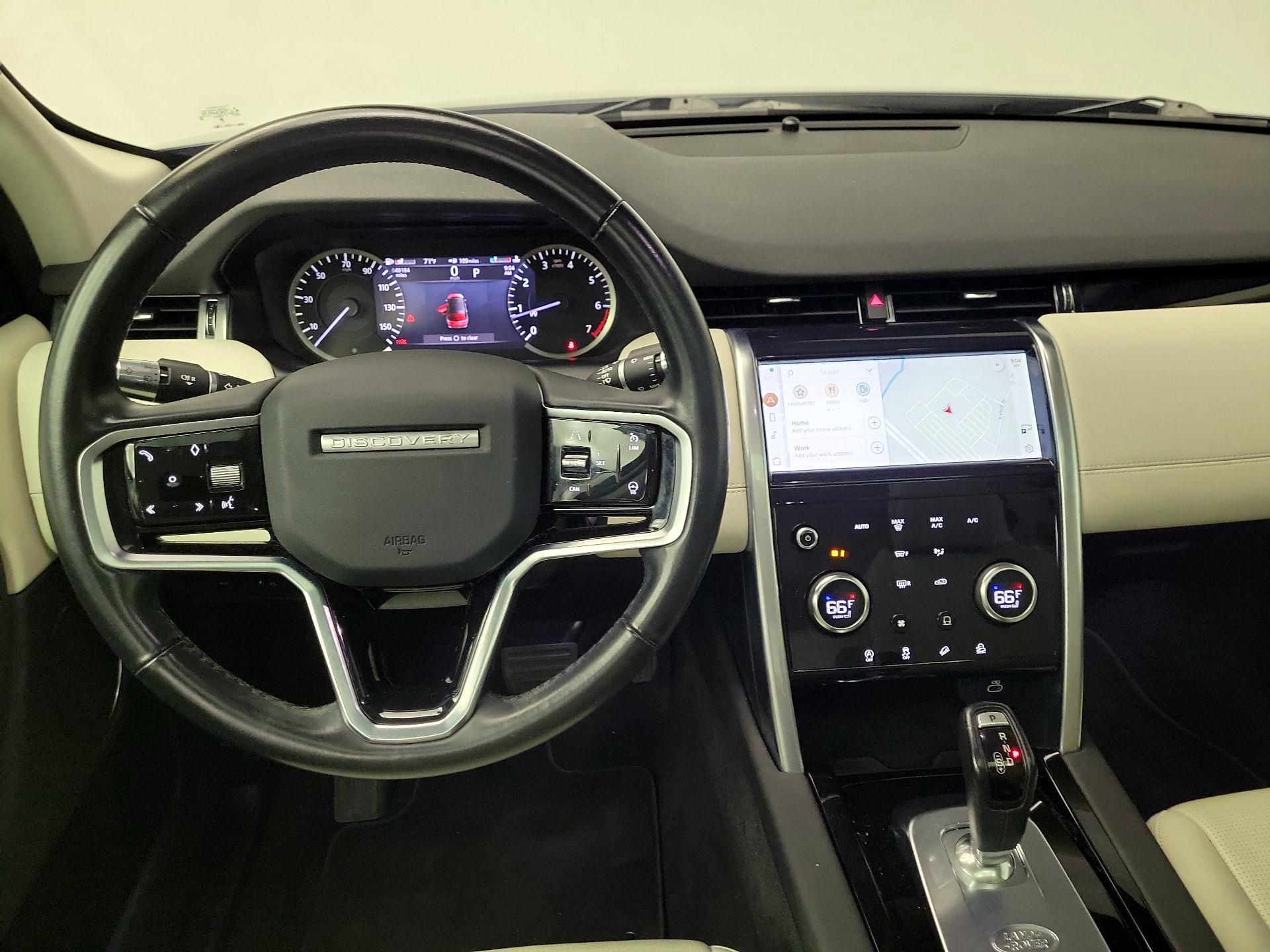 Thumbnail: 2021 Land Rover Discovery Sport - 10