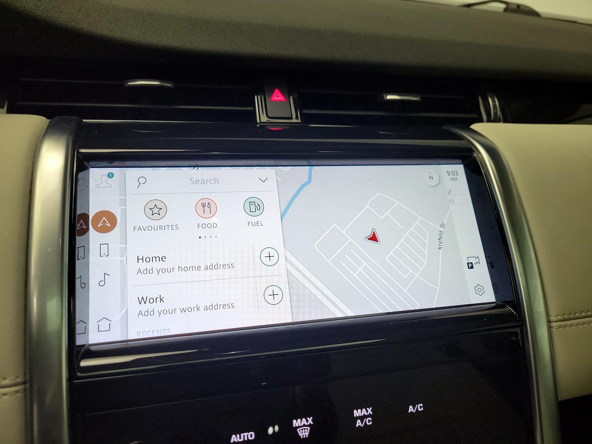 Thumbnail: 2021 Land Rover Discovery Sport - 14