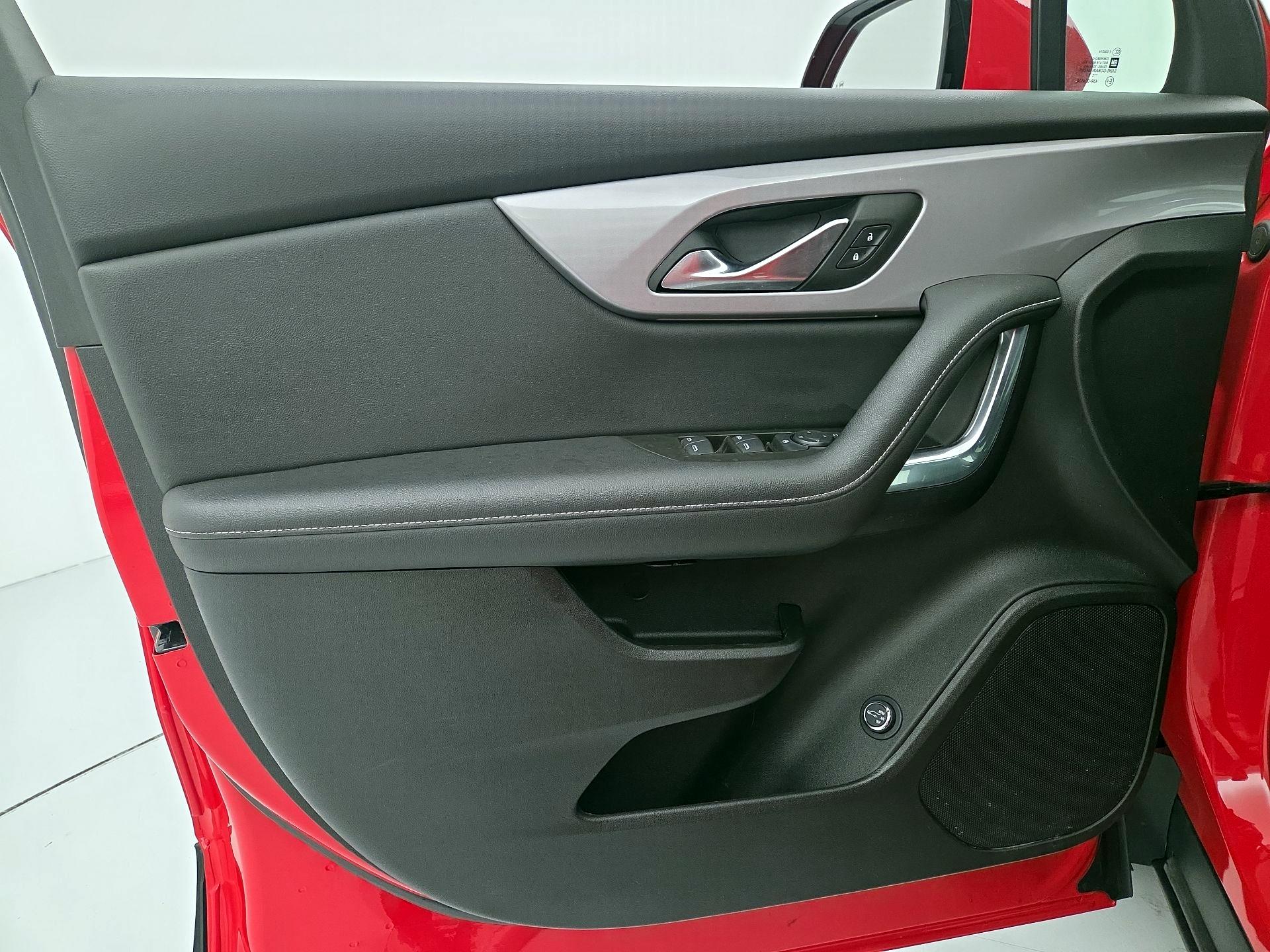 Thumbnail: 2023 Chevrolet Blazer - 12