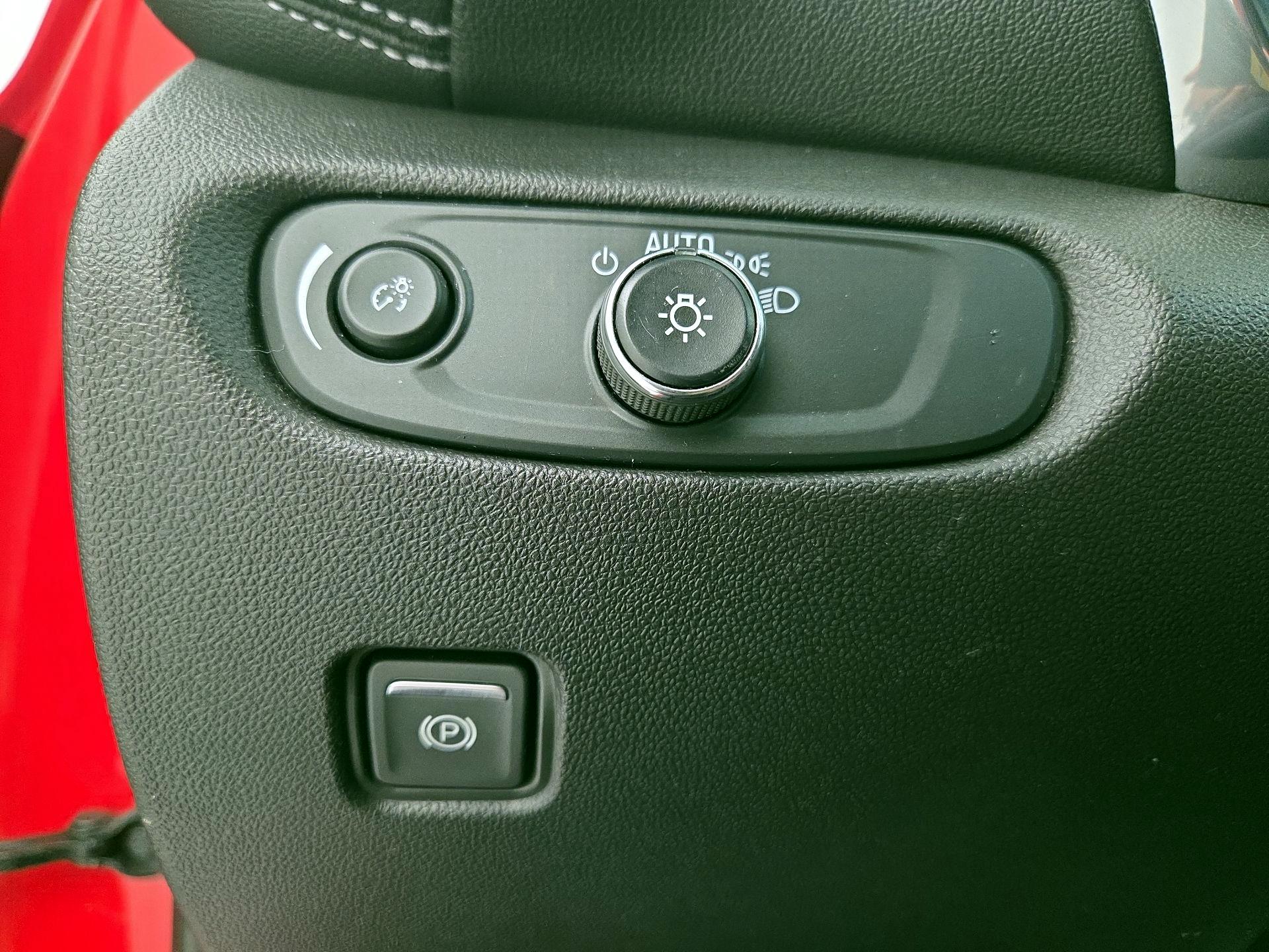 Thumbnail: 2023 Chevrolet Blazer - 13