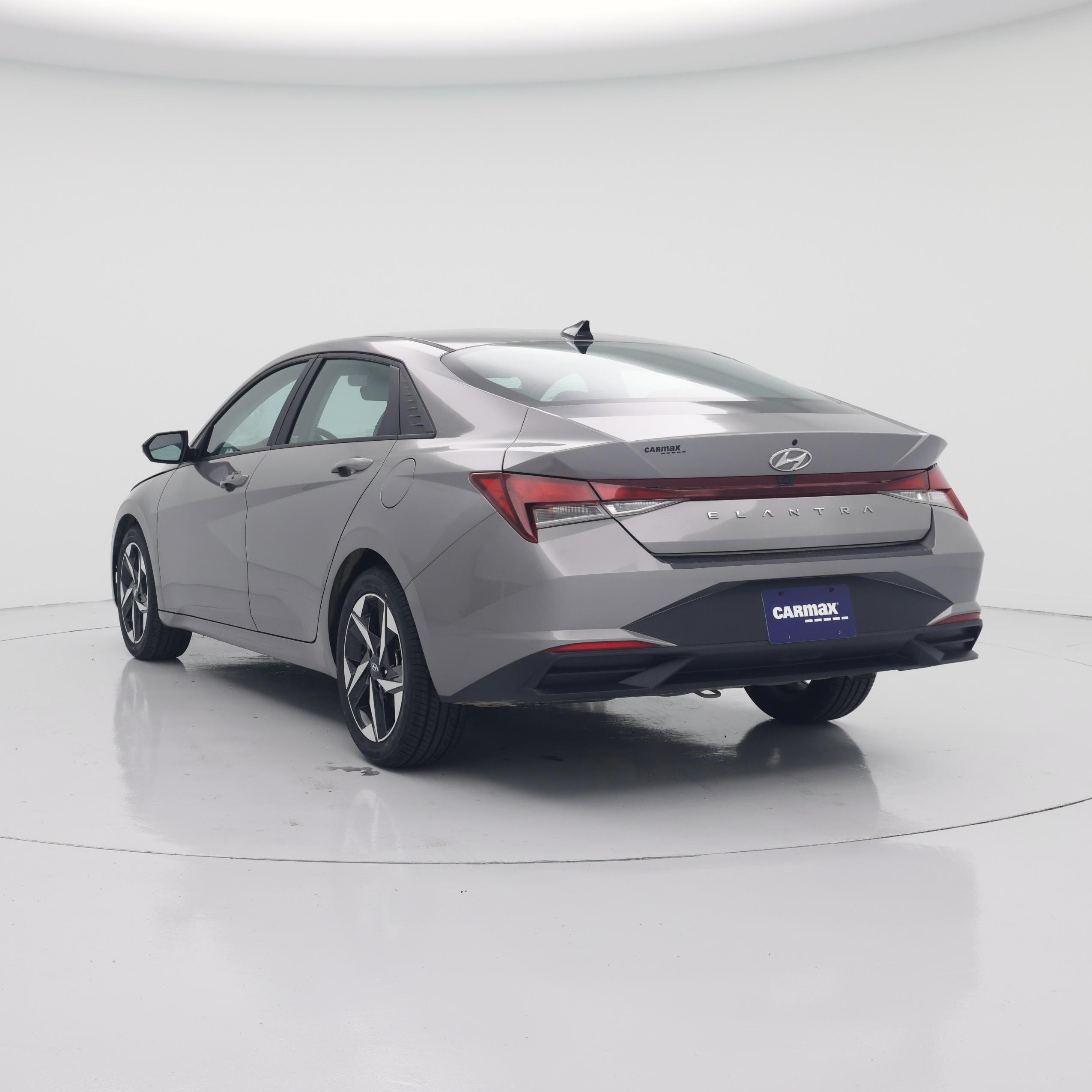 Thumbnail: 2023 Hyundai Elantra - 2