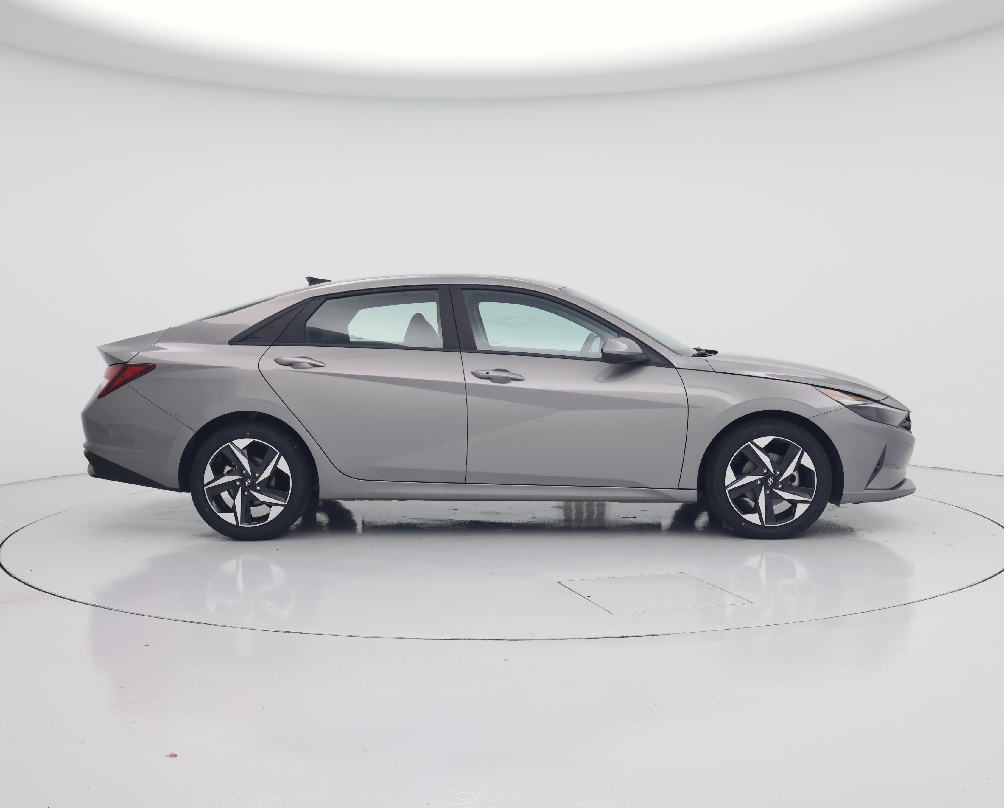 Thumbnail: 2023 Hyundai Elantra - 7
