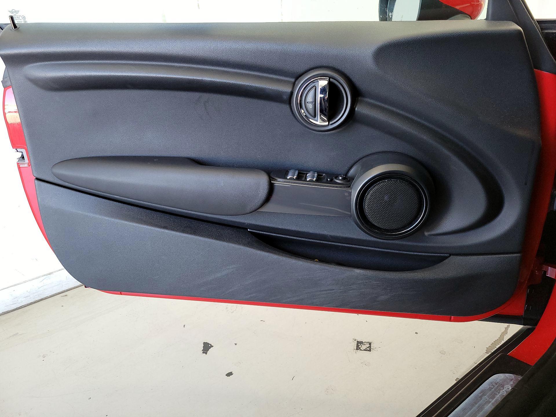 Thumbnail: 2019 MINI Cooper - 10