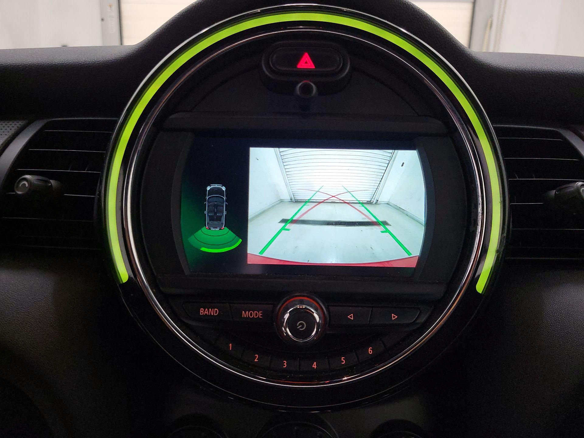 Thumbnail: 2019 MINI Cooper - 12