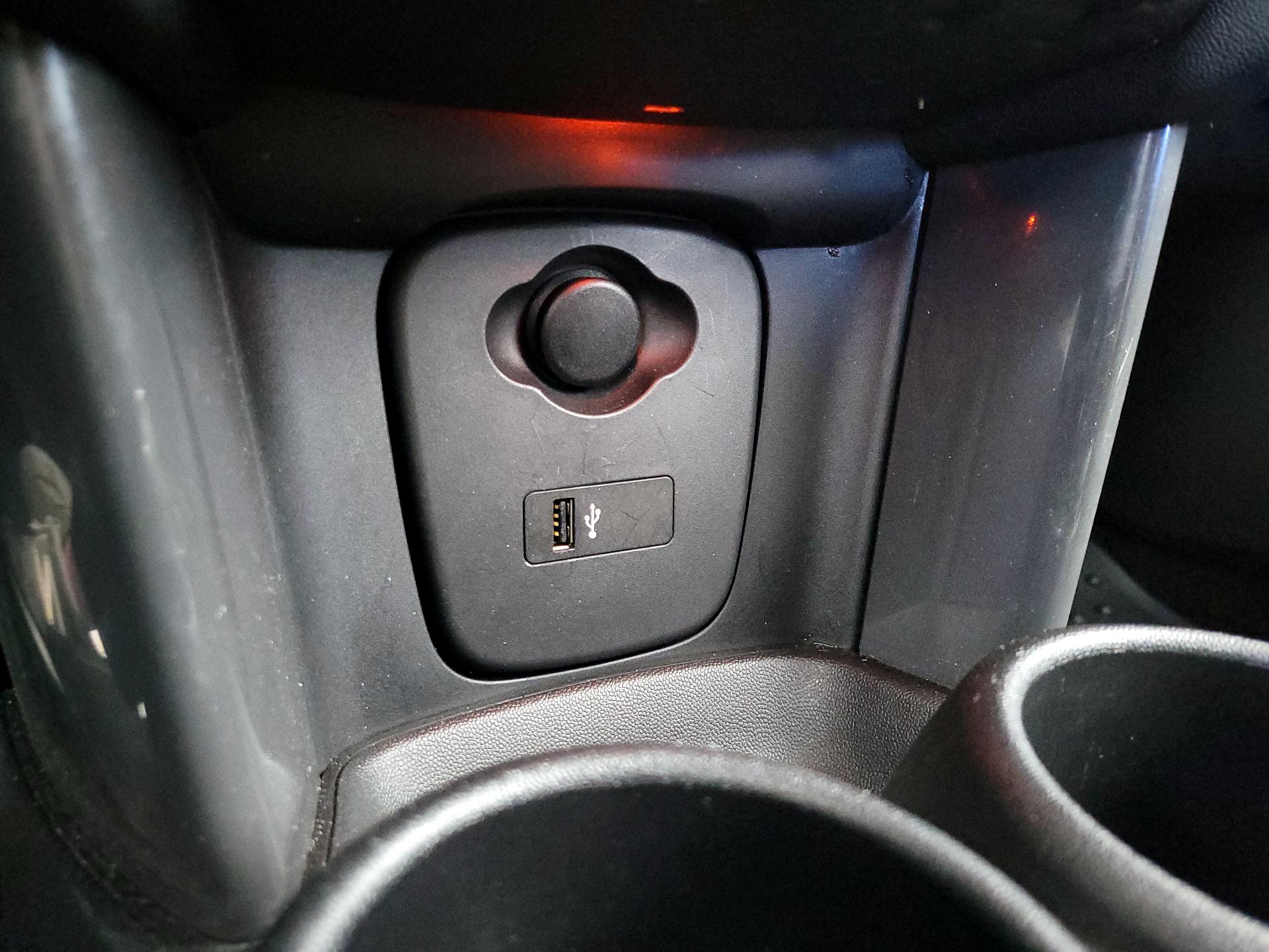 Thumbnail: 2019 MINI Cooper - 16