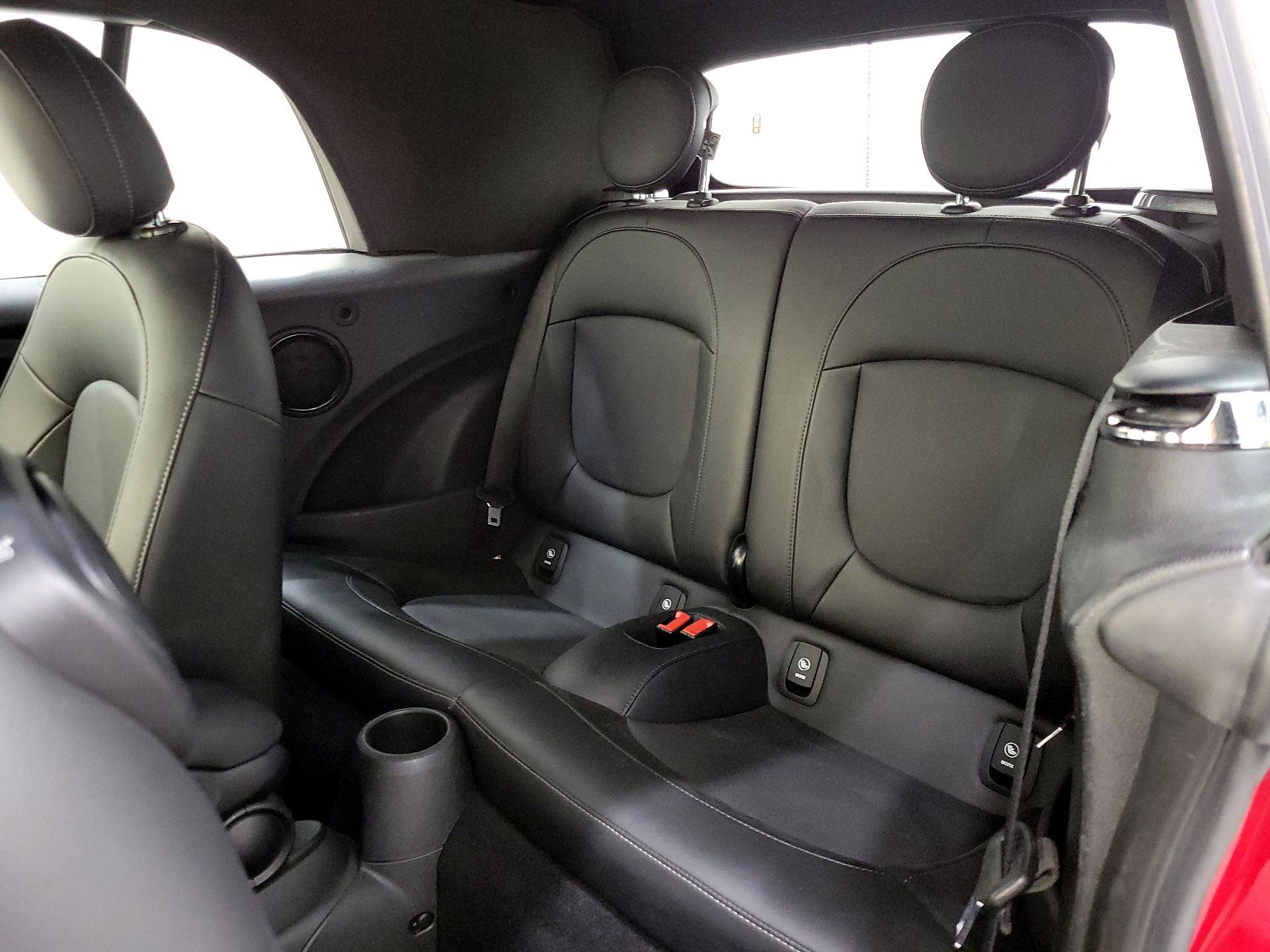 Thumbnail: 2019 MINI Cooper - 17