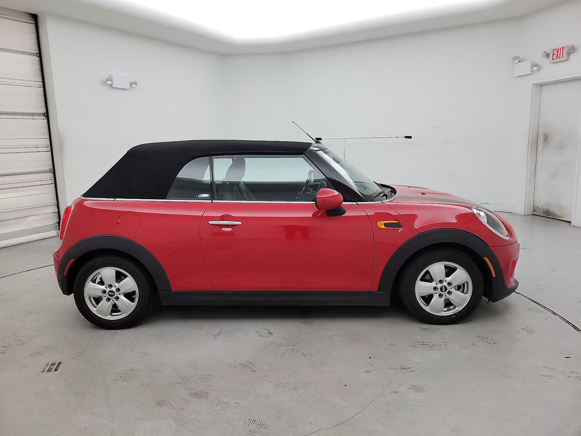 Thumbnail: 2019 MINI Cooper - 4