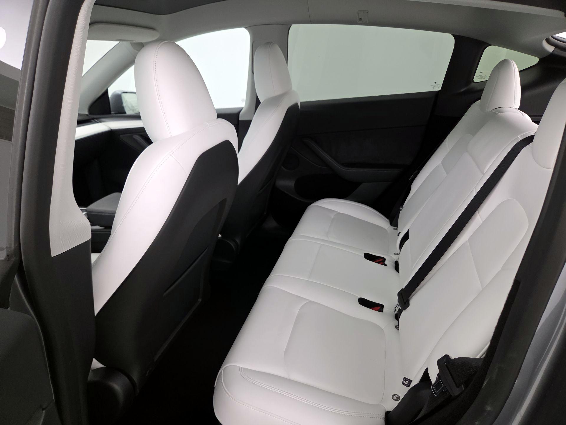 Thumbnail: 2024 Tesla Model Y - 18