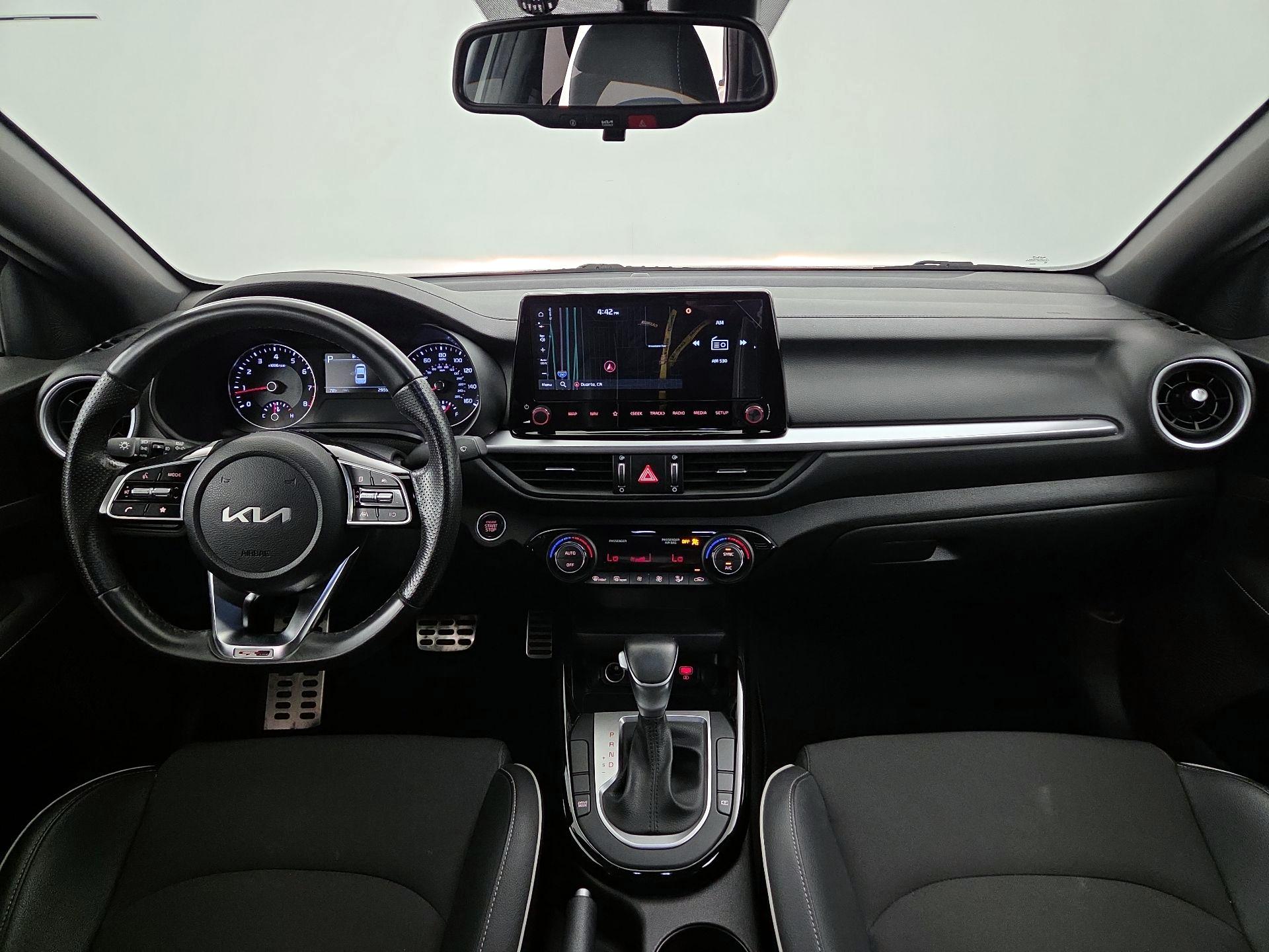 Thumbnail: 2023 Kia Forte - 9
