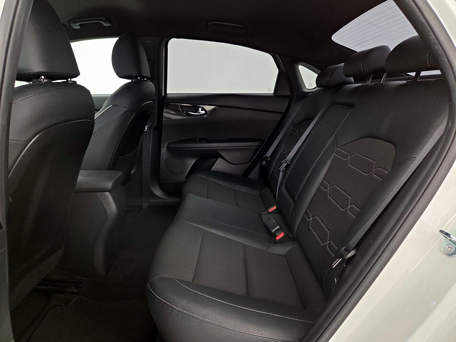 Thumbnail: 2023 Kia Forte - 20