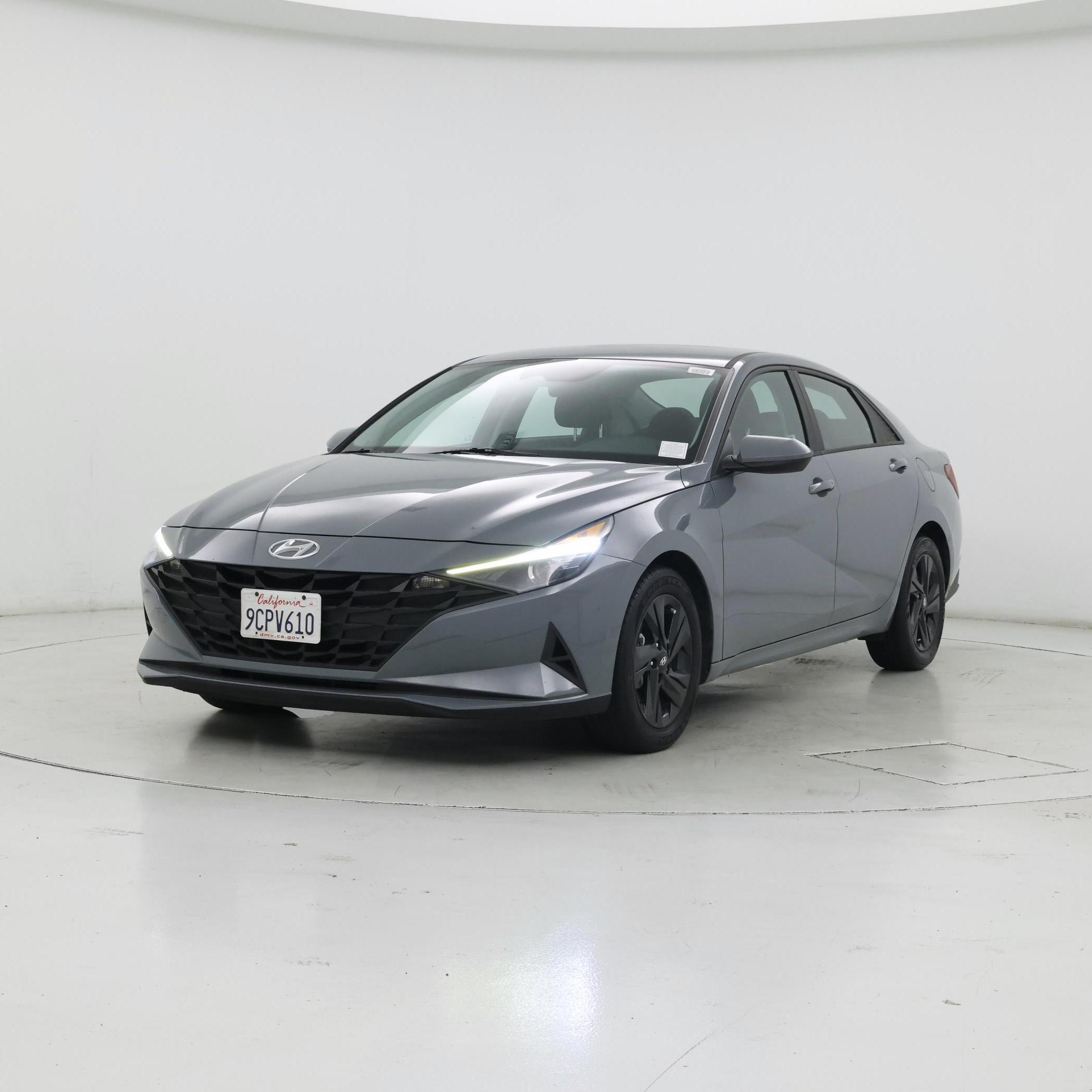 Thumbnail: 2023 Hyundai Elantra - 4